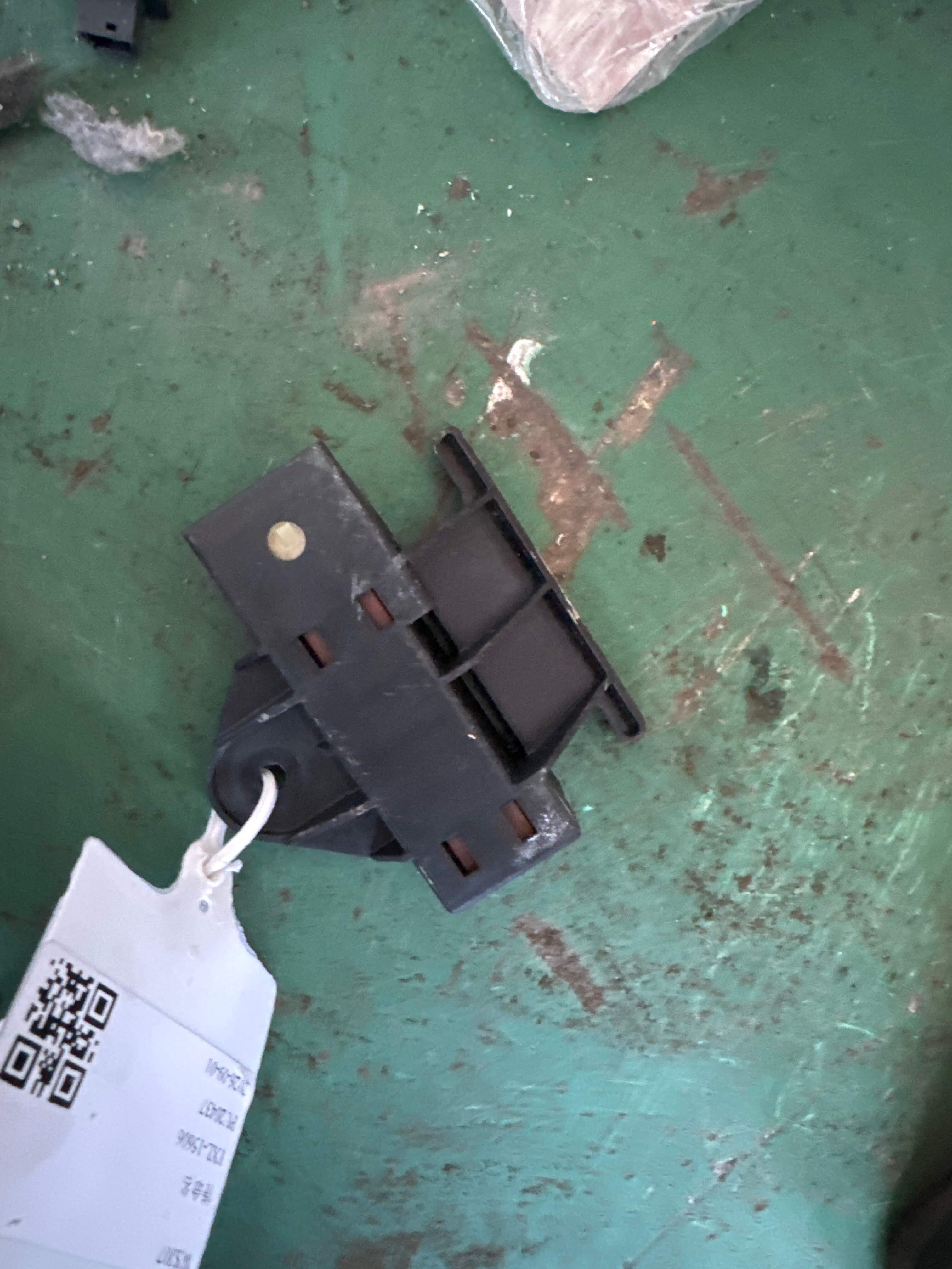 8999248100 2号车内电子钥匙振荡器