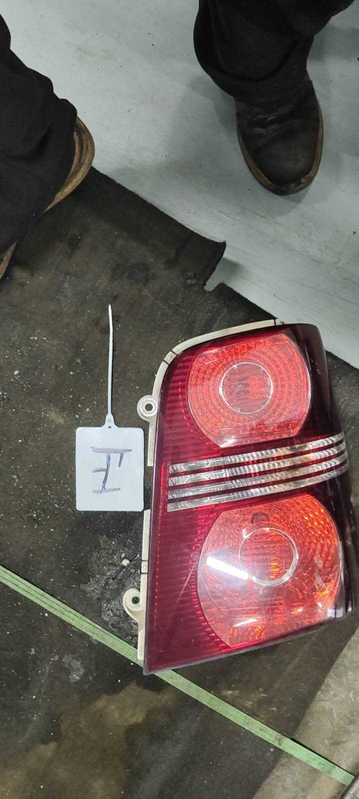 1T0945096N 尾灯总成（右）