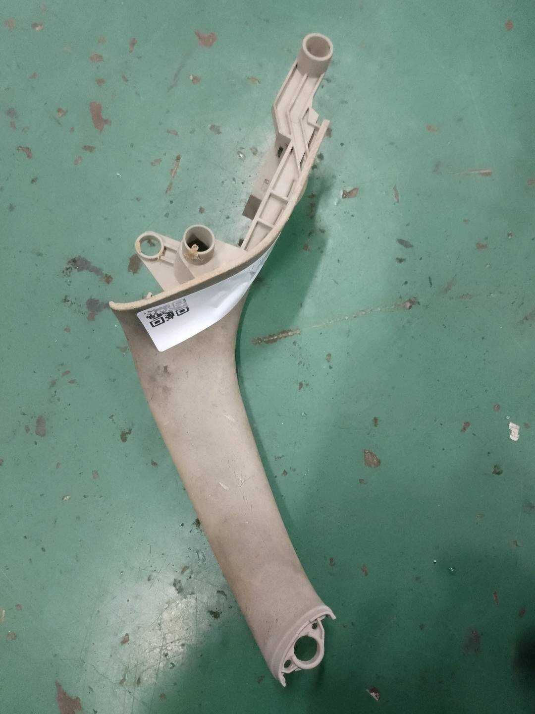 8E1867162A Front Door Window Switch Trim Panel, Right