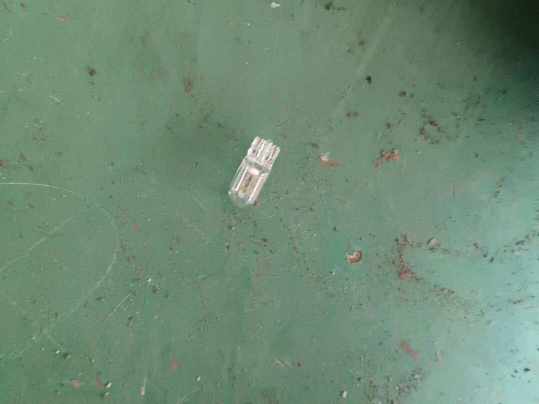C2S15074 Mirror Turn Signal Bulb