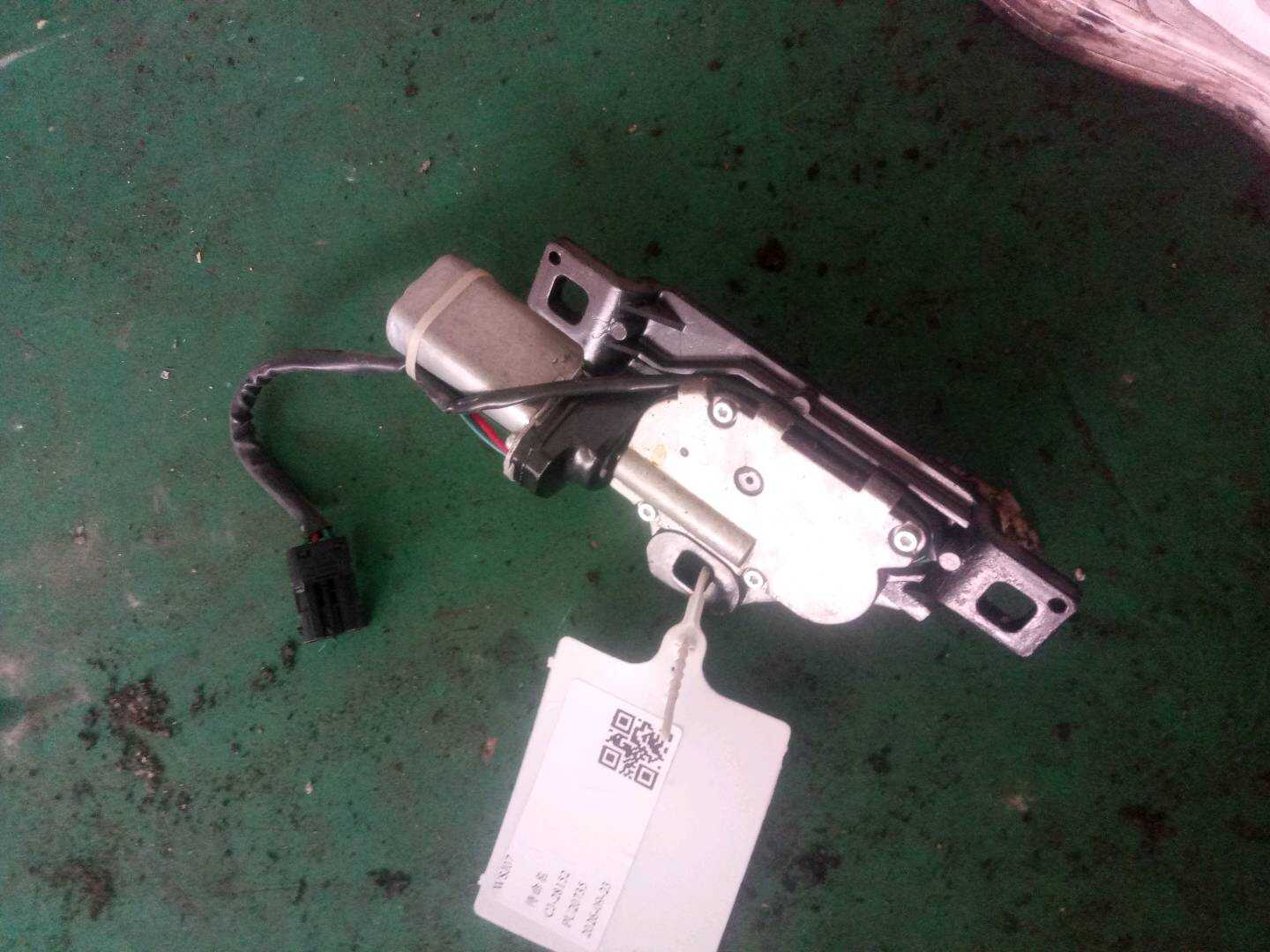 67107014872 尾盖锁电动机