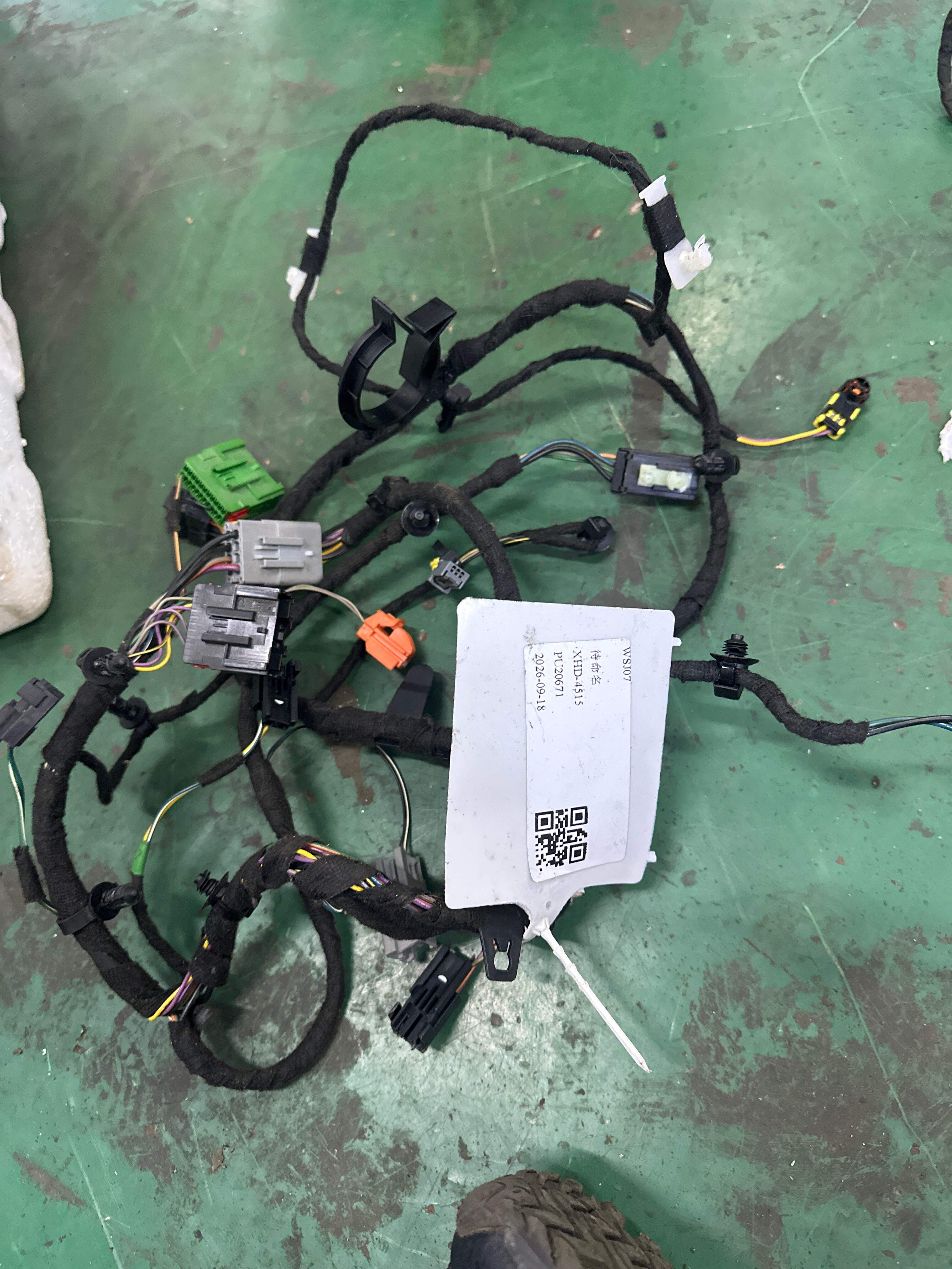 T2H28800 副驾驶员座椅线束总成