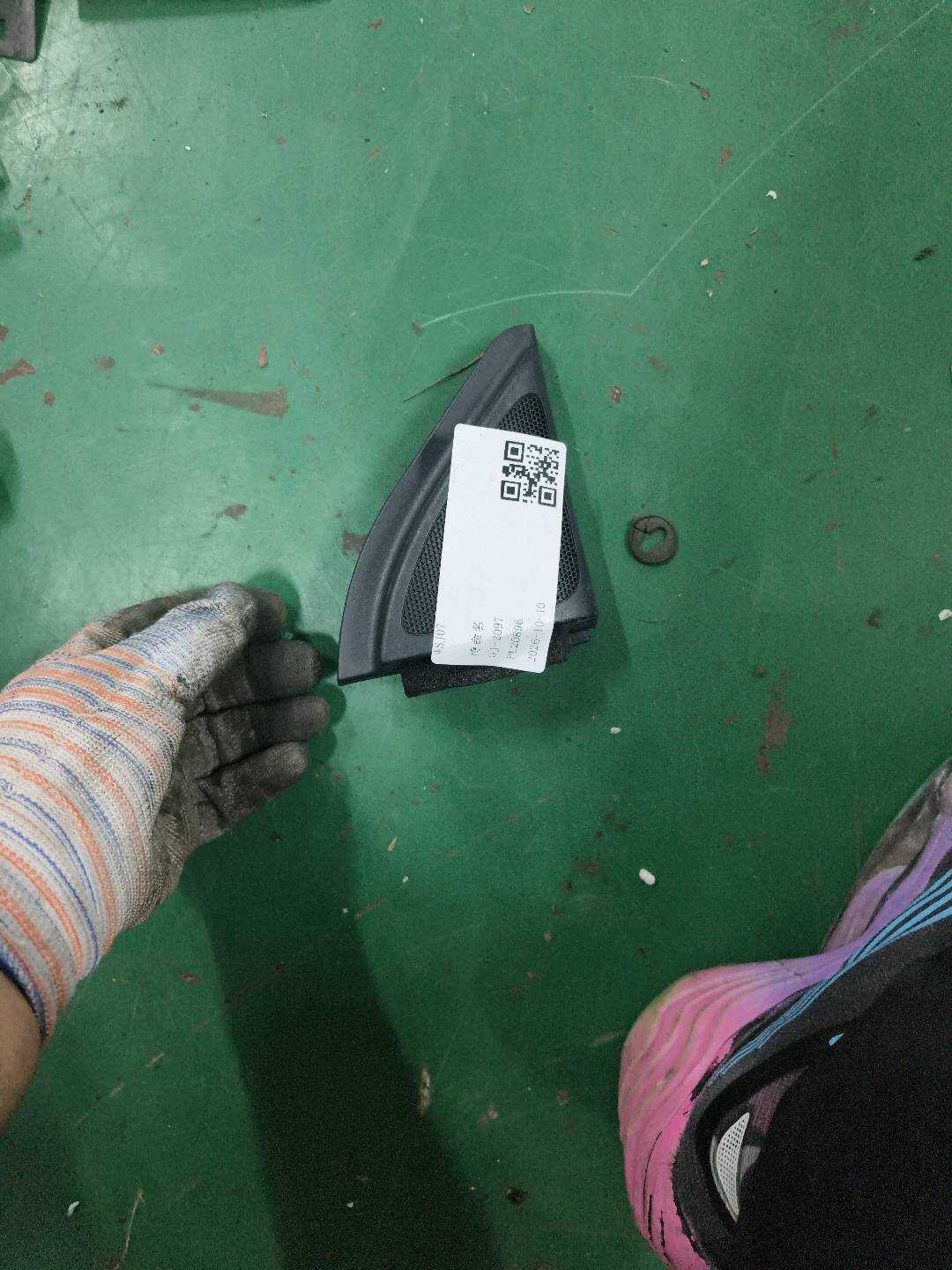 6749102210 倒车镜三角饰板(右内)