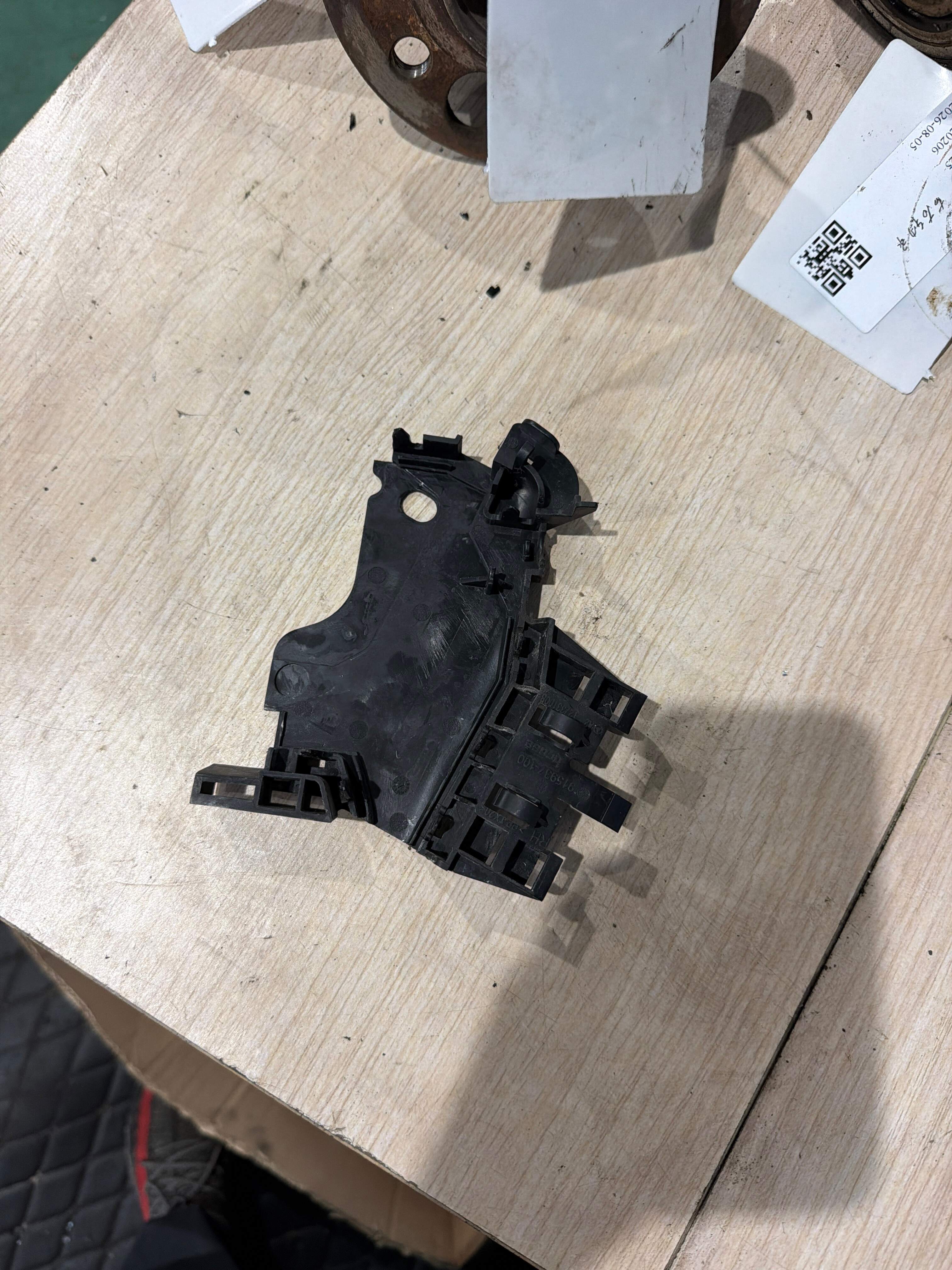 A2127331008 Rear Door Lock Panel, Right
