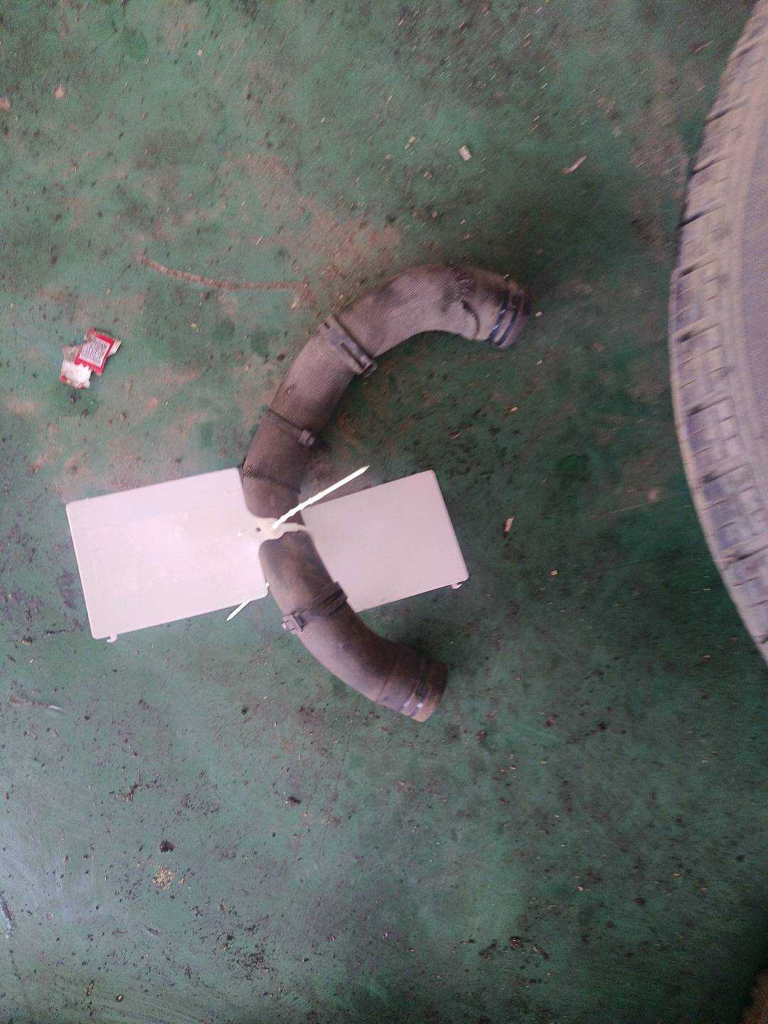 T2H3419 Bottom Hose