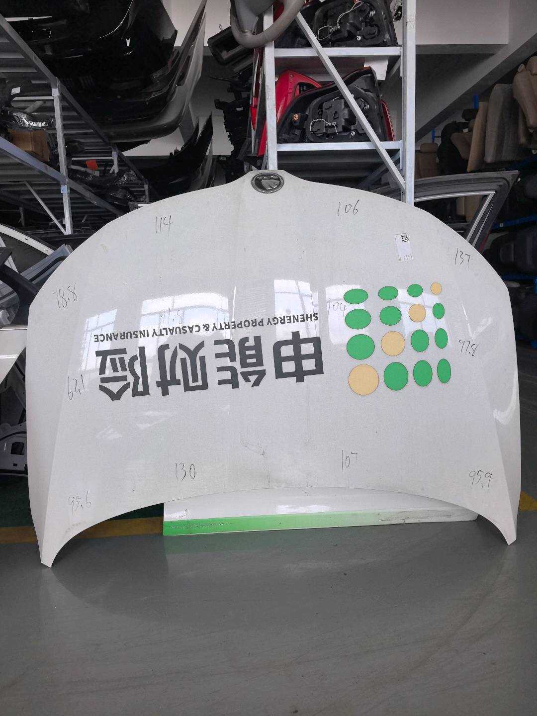 32D823031 Front Hood Assembly