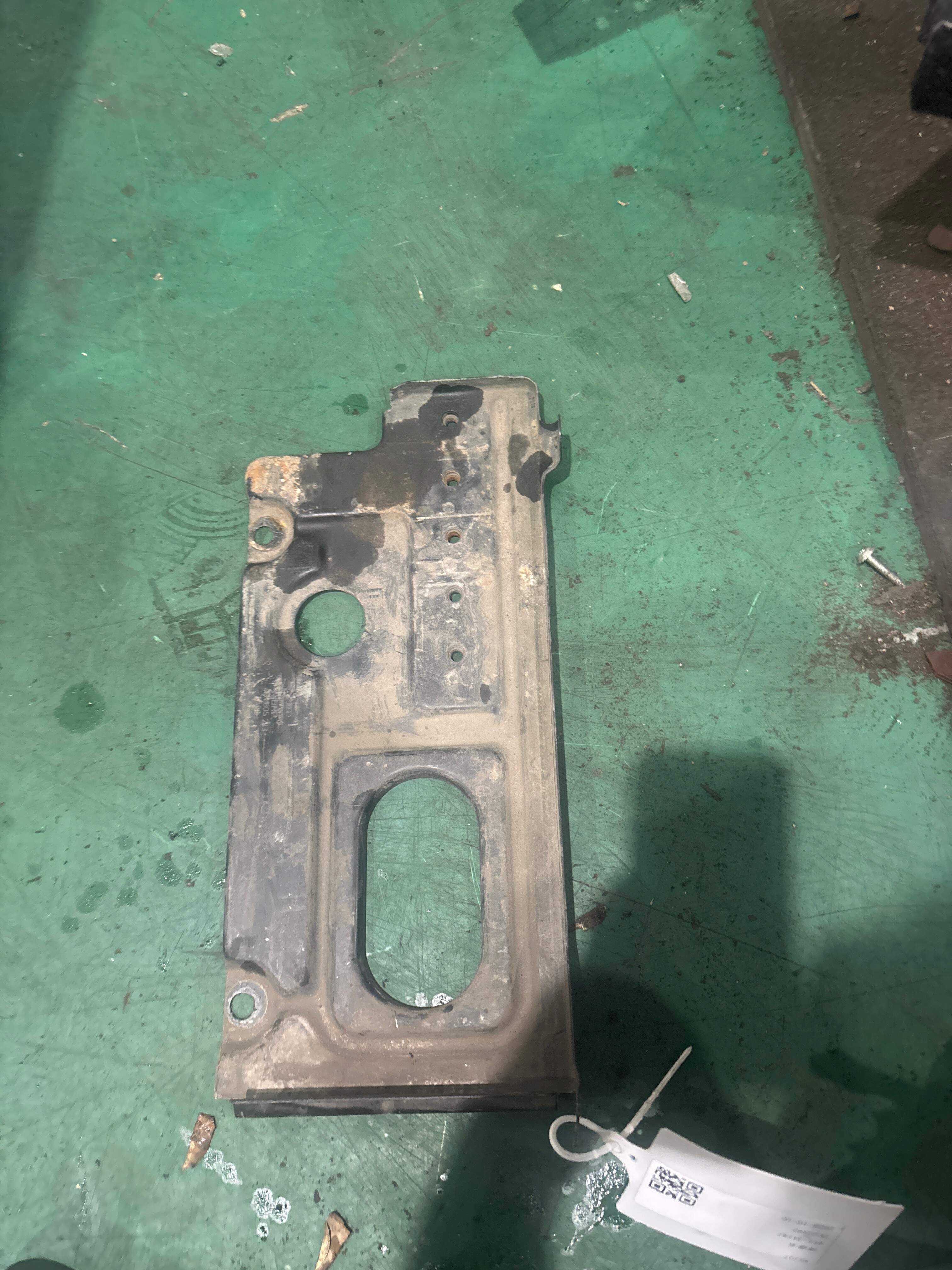 4B1805213 Battery Tray