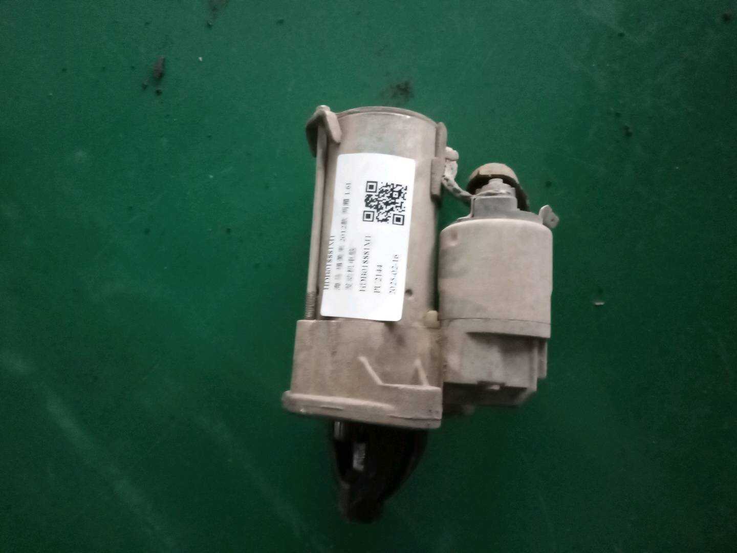 HDB018881M1 发动机电脑