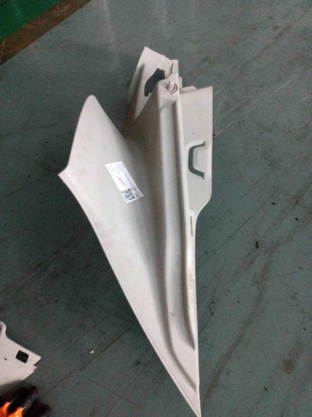 31333363 D柱饰板（左上）