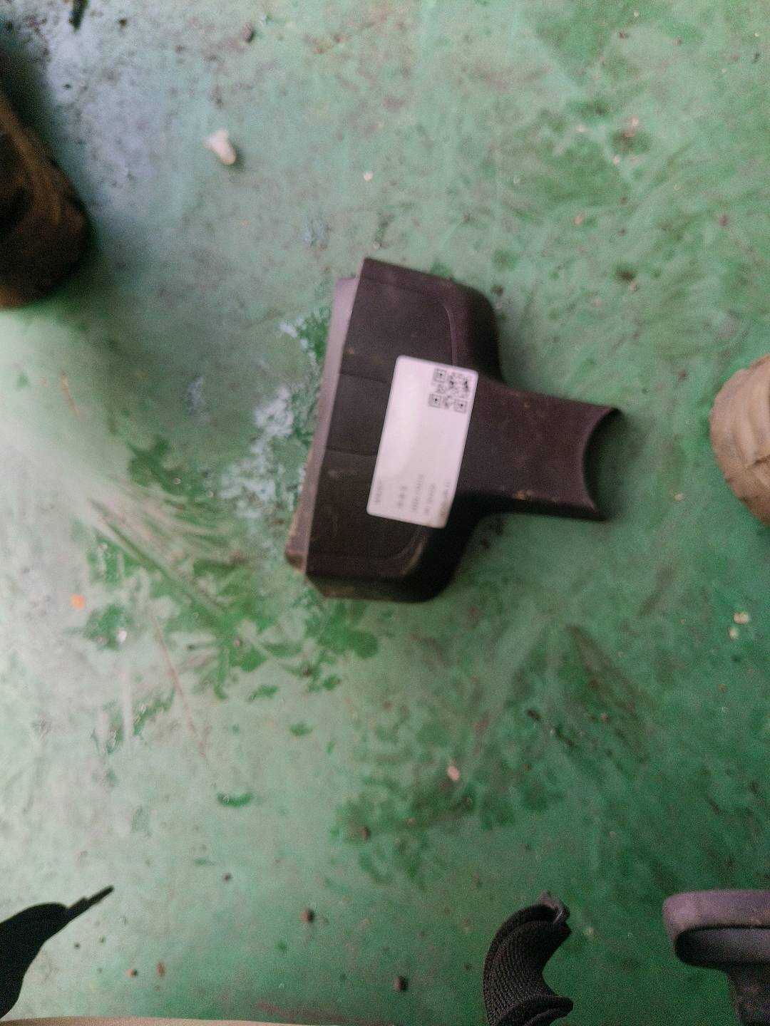 7PP863081 内后视镜座护盖