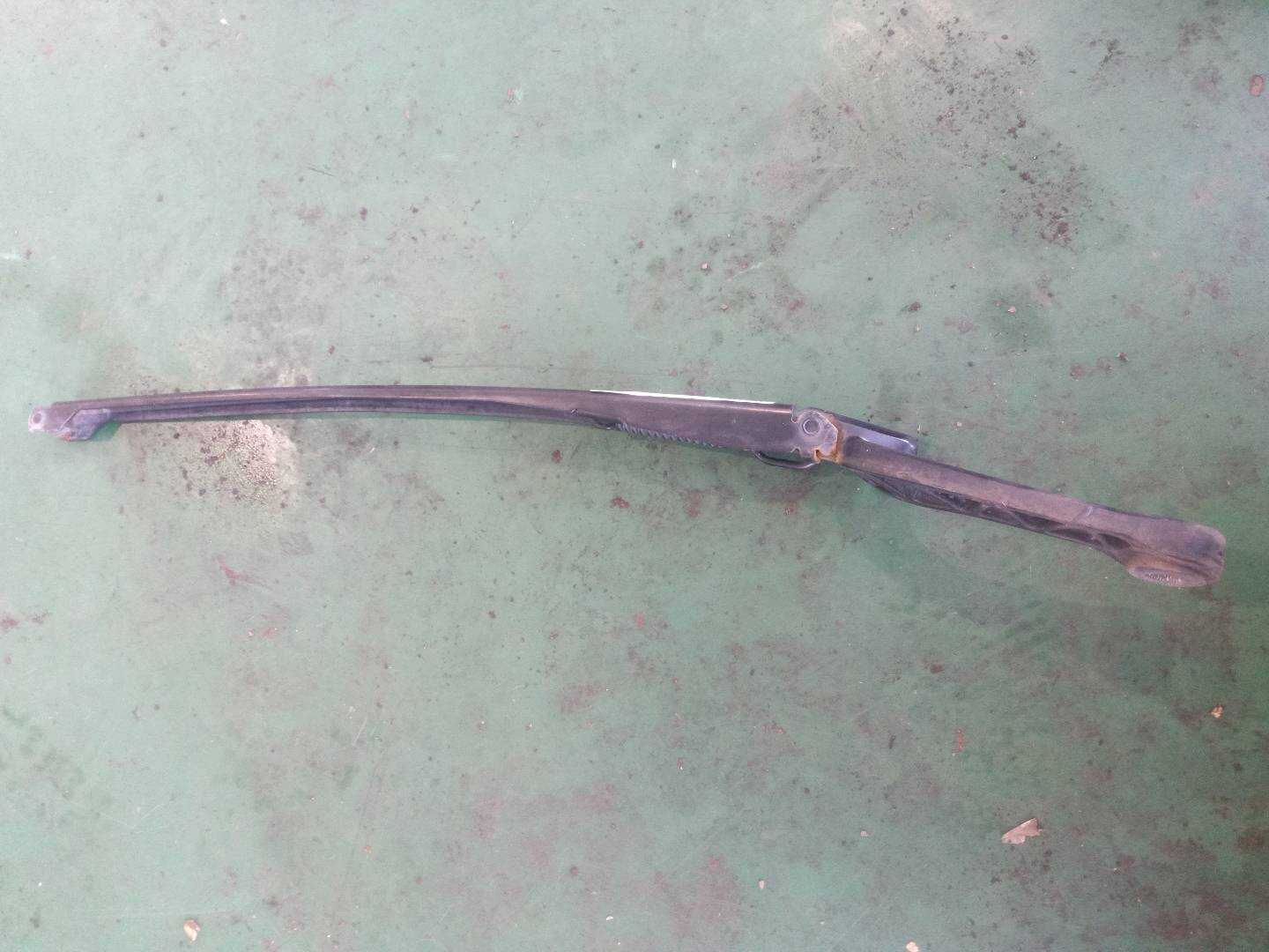 8E1955407C Front Windshield Wiper Arm, Left