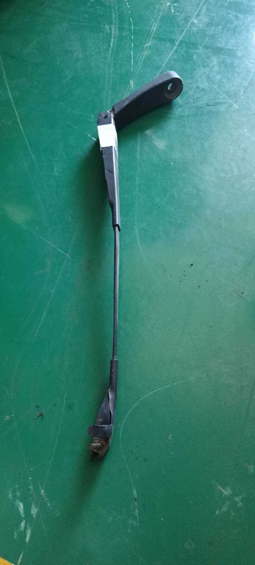 7P0955409B Front Windshield Wiper Arm, Left