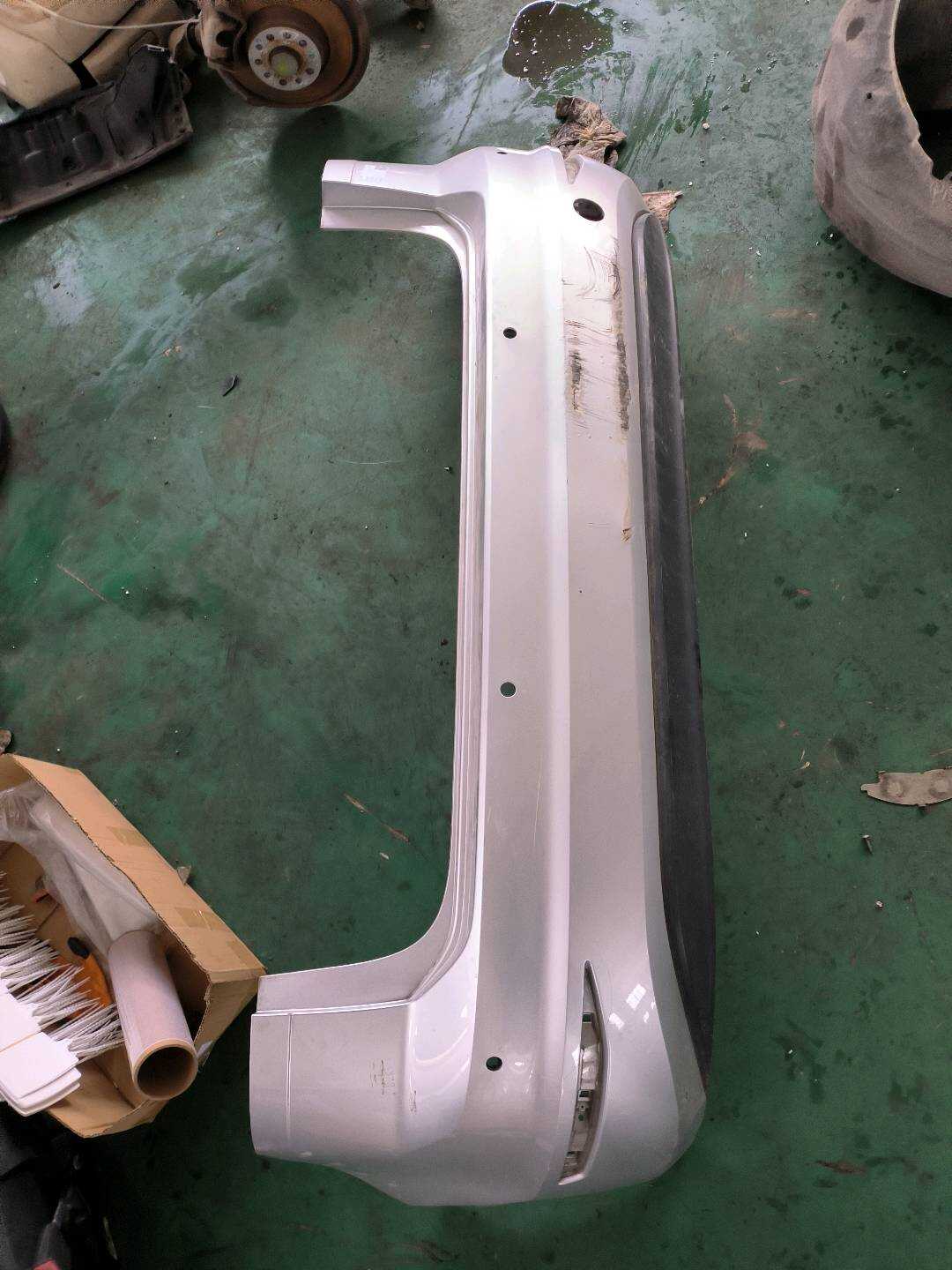 L51G807417AGRU 后保险杠皮