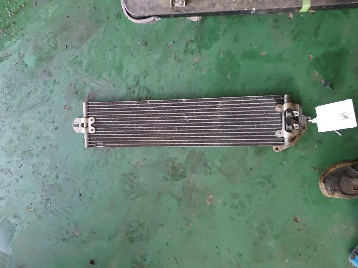7L0317021C 变速器油冷却器