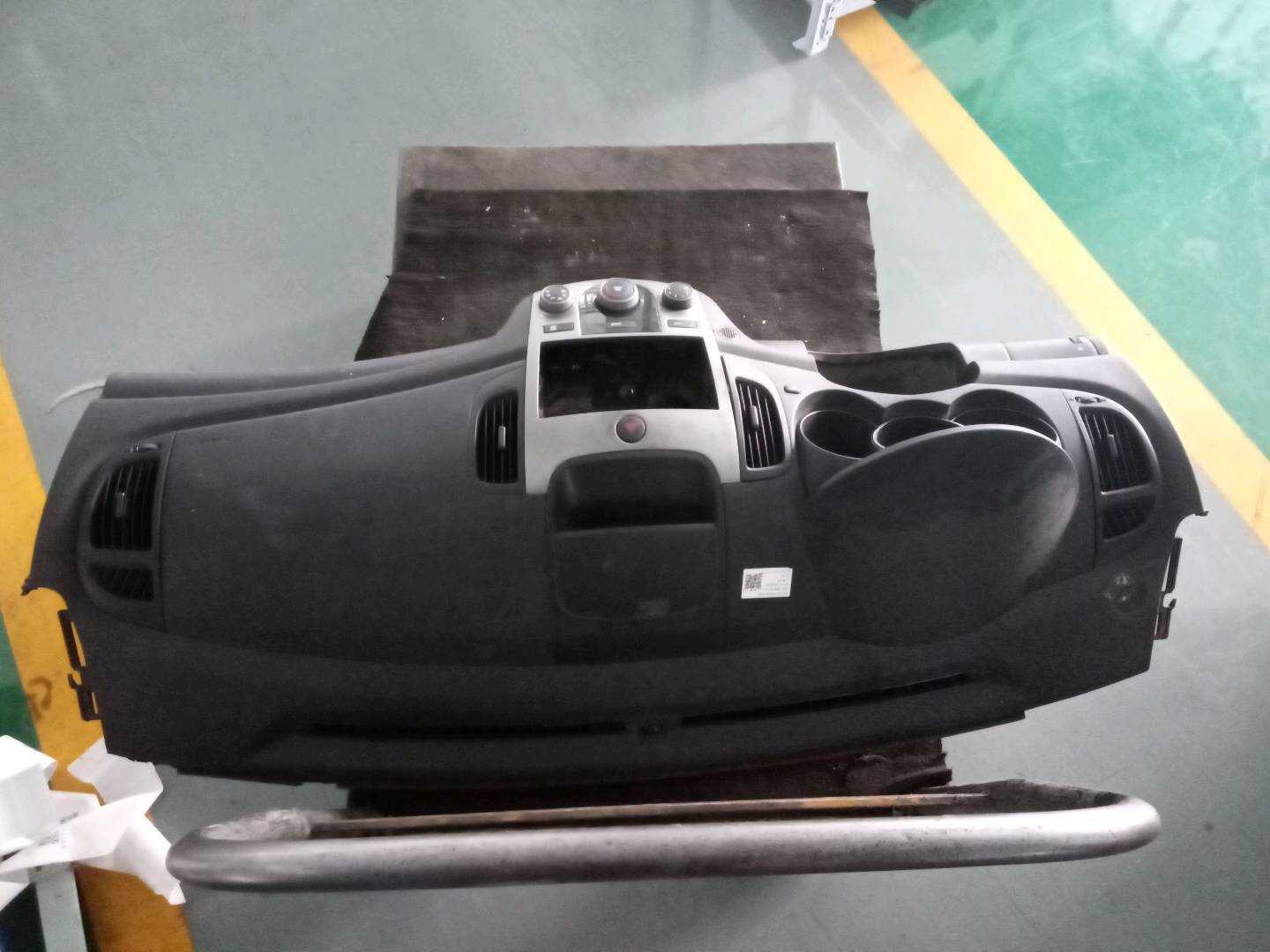 847101X000WK 仪表台壳