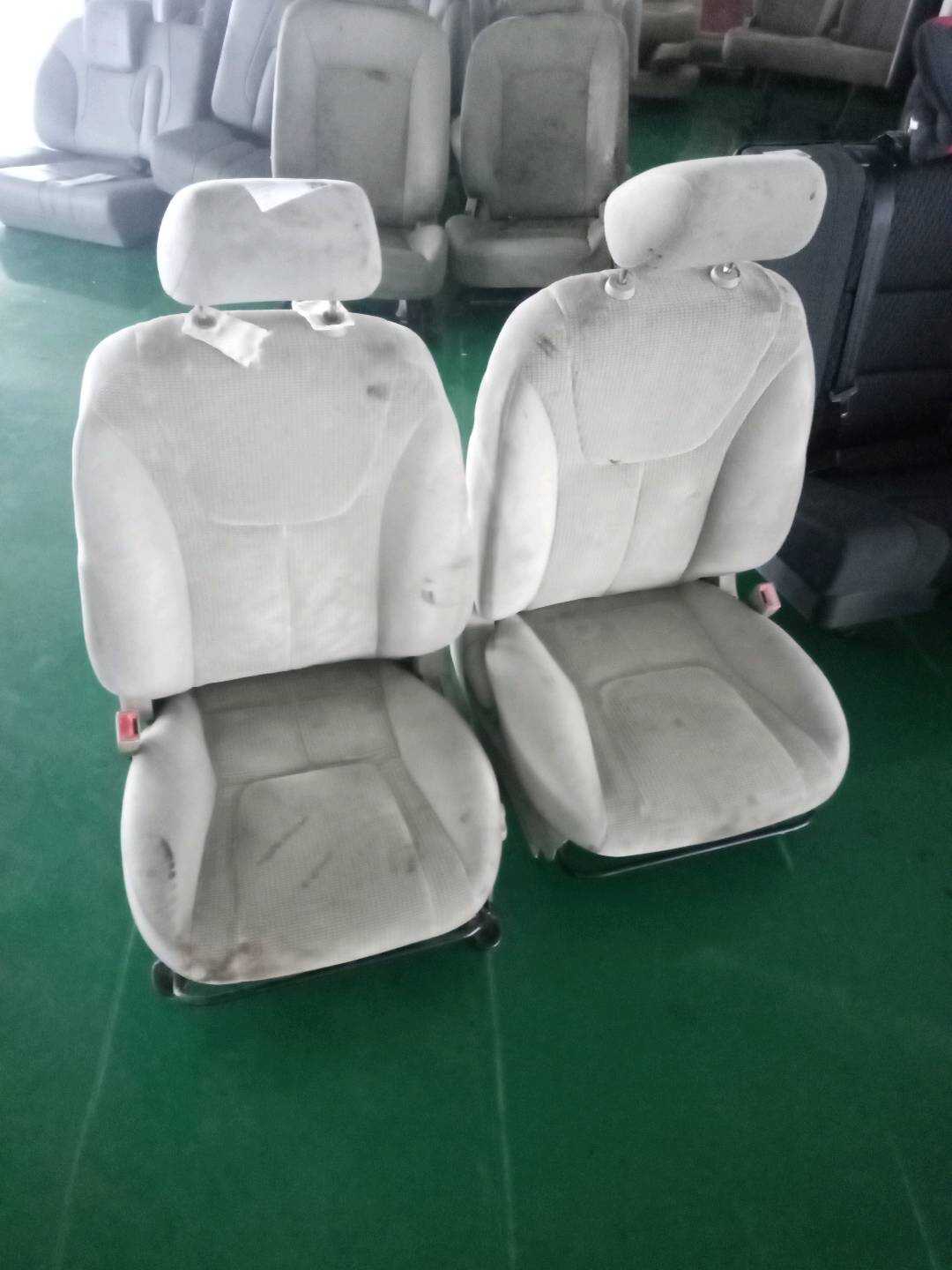 1068001120 驾驶员座椅总成