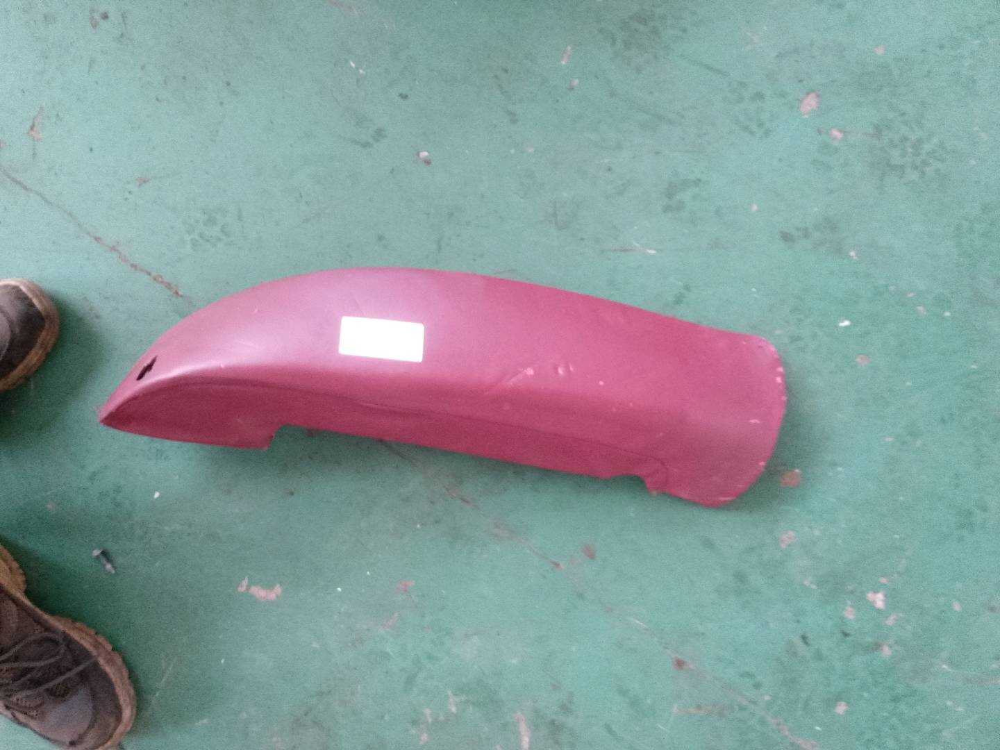 35D885701 后座椅靠背侧软垫（左）