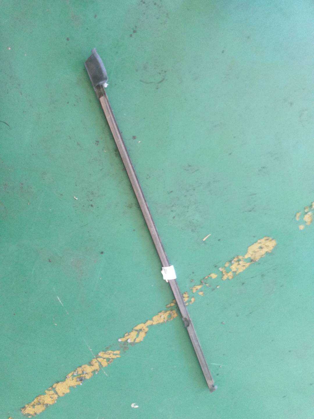 L34D839477A5AP 后门玻璃压条（左外）