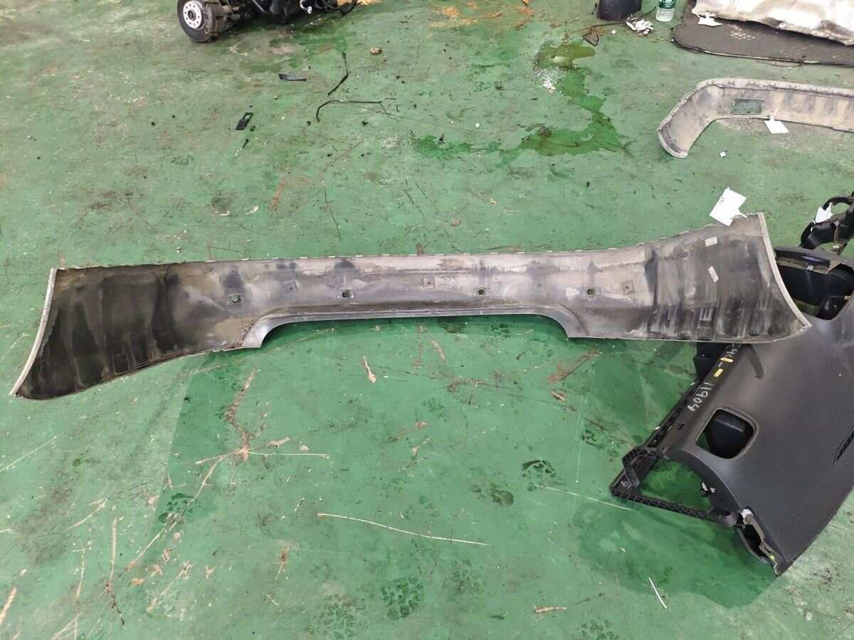 1K9807417B Rear Bumper Cover