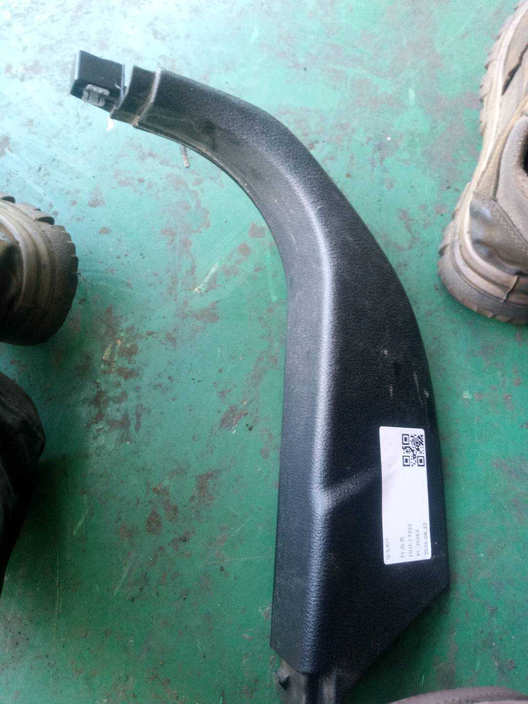 51436954912 A柱内衬(右下)