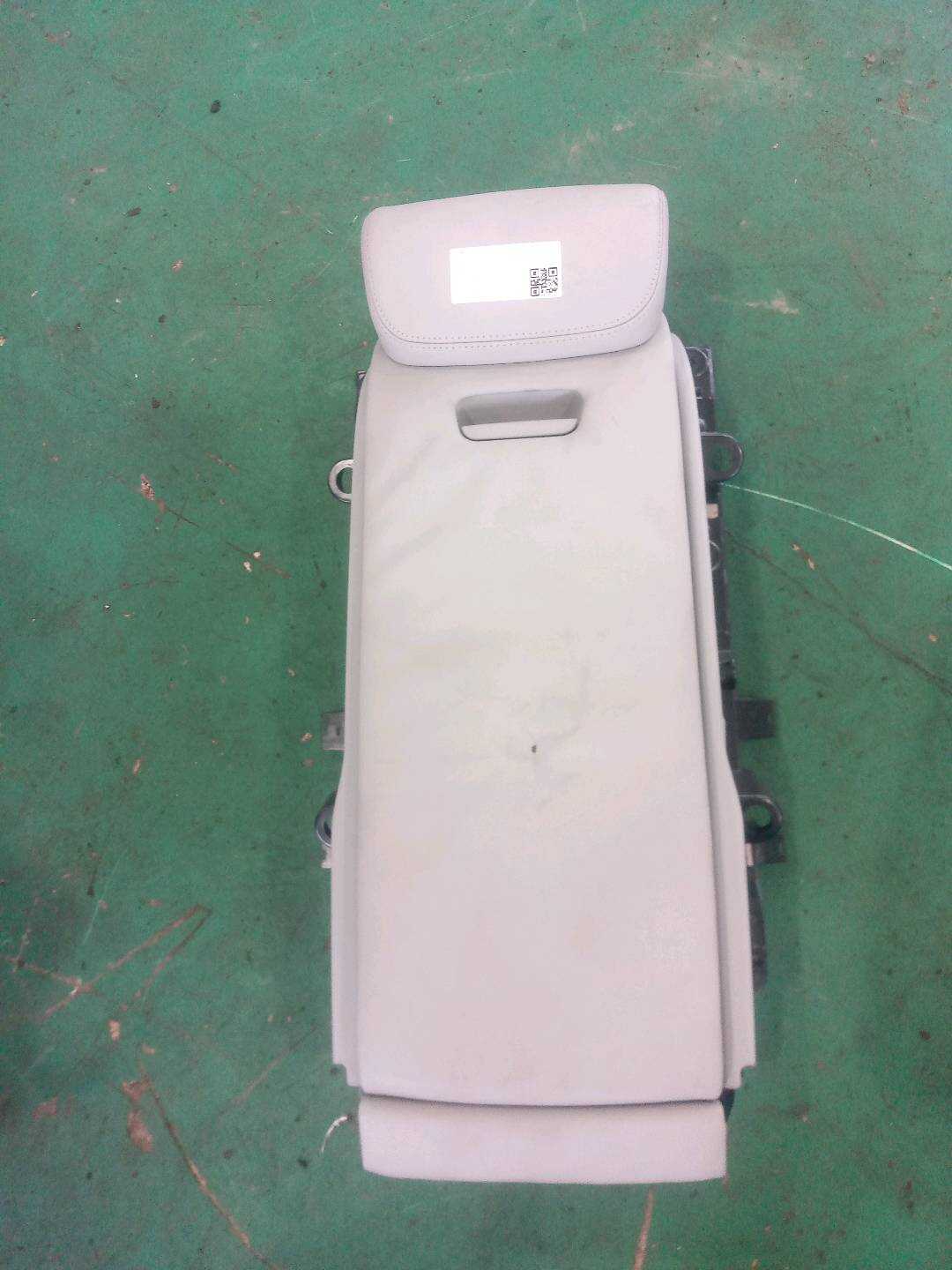 4GD885875 Rear Seat Center Armrest Box