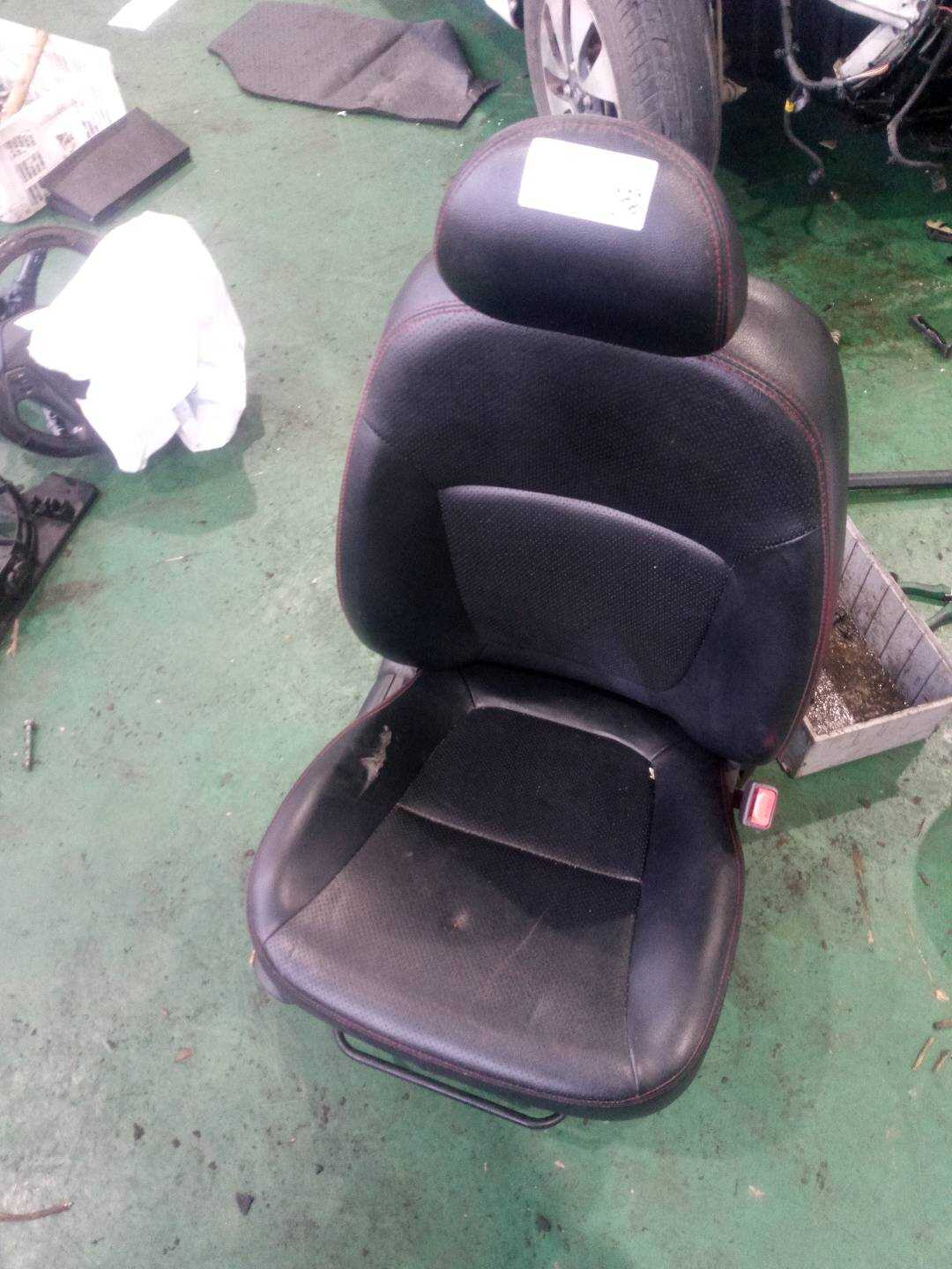 880024X010BTN Passenger Seat Assembly