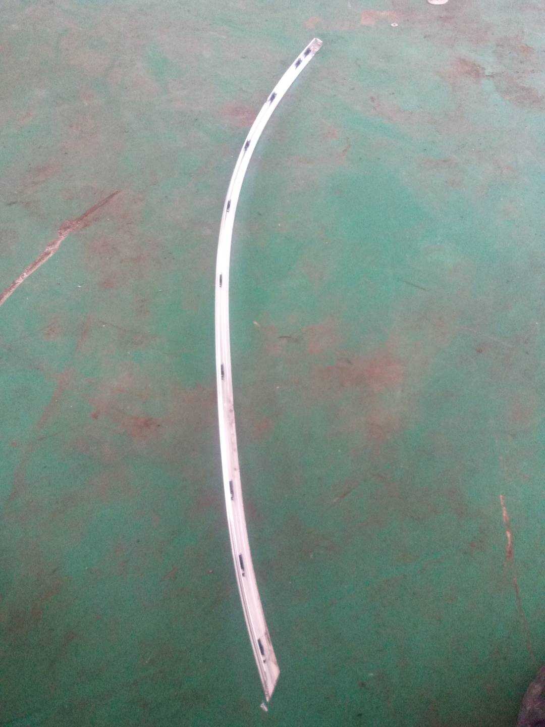 C2D18418 Front Door Window Outer Molding (Upper Right)