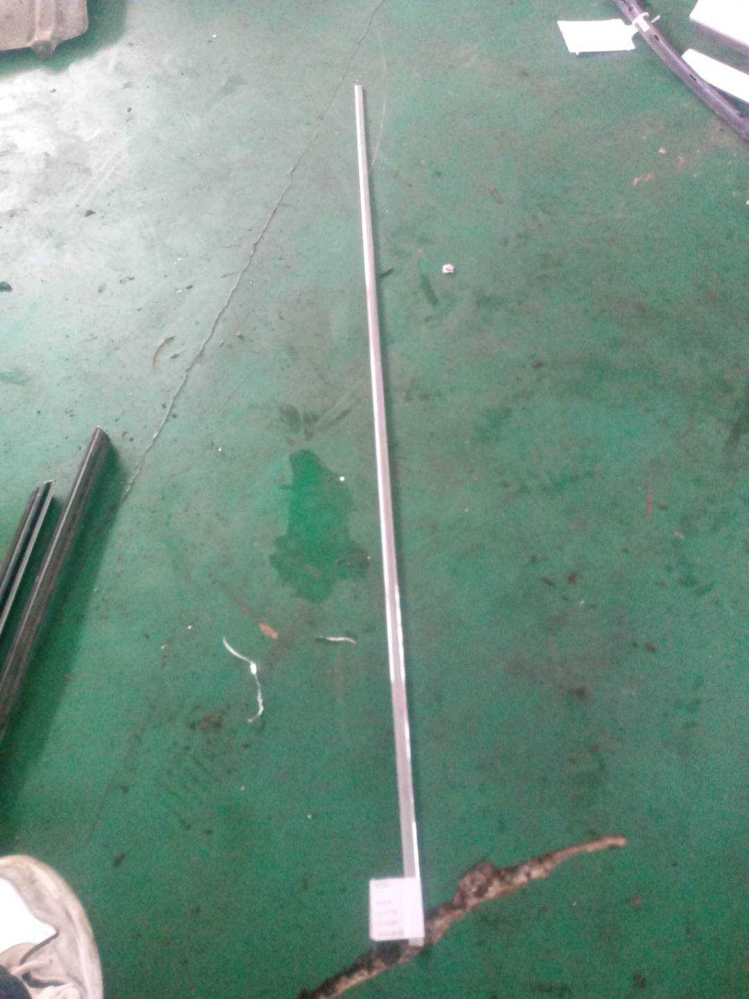 A2186902362 前门饰条(左)