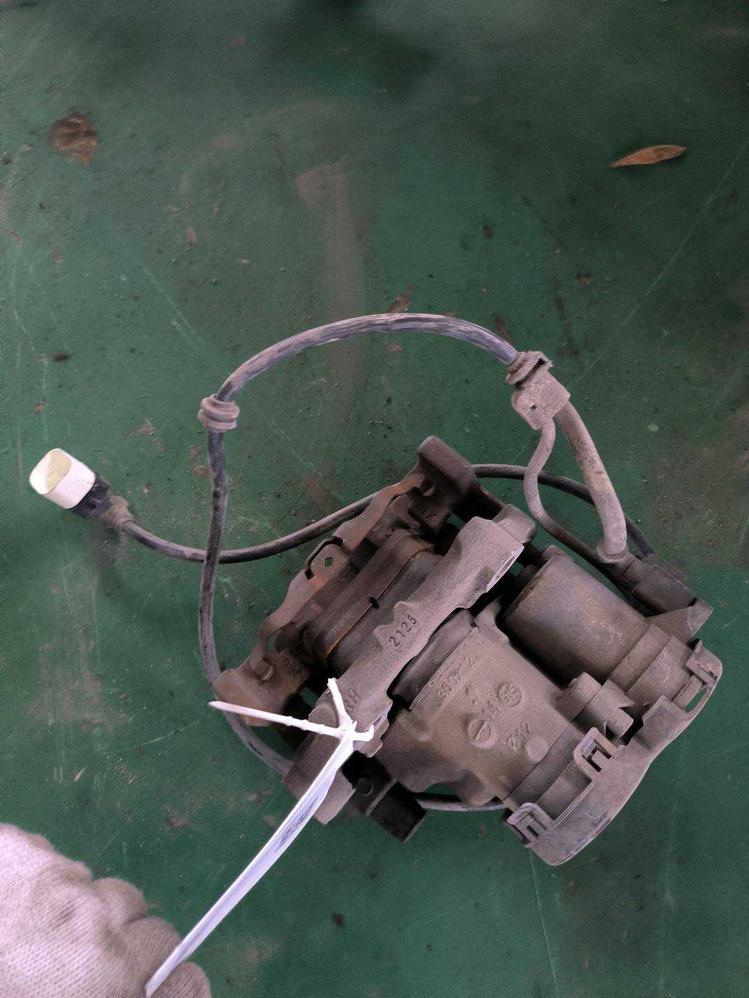 A2054230281 Rear Brake Caliper, Right