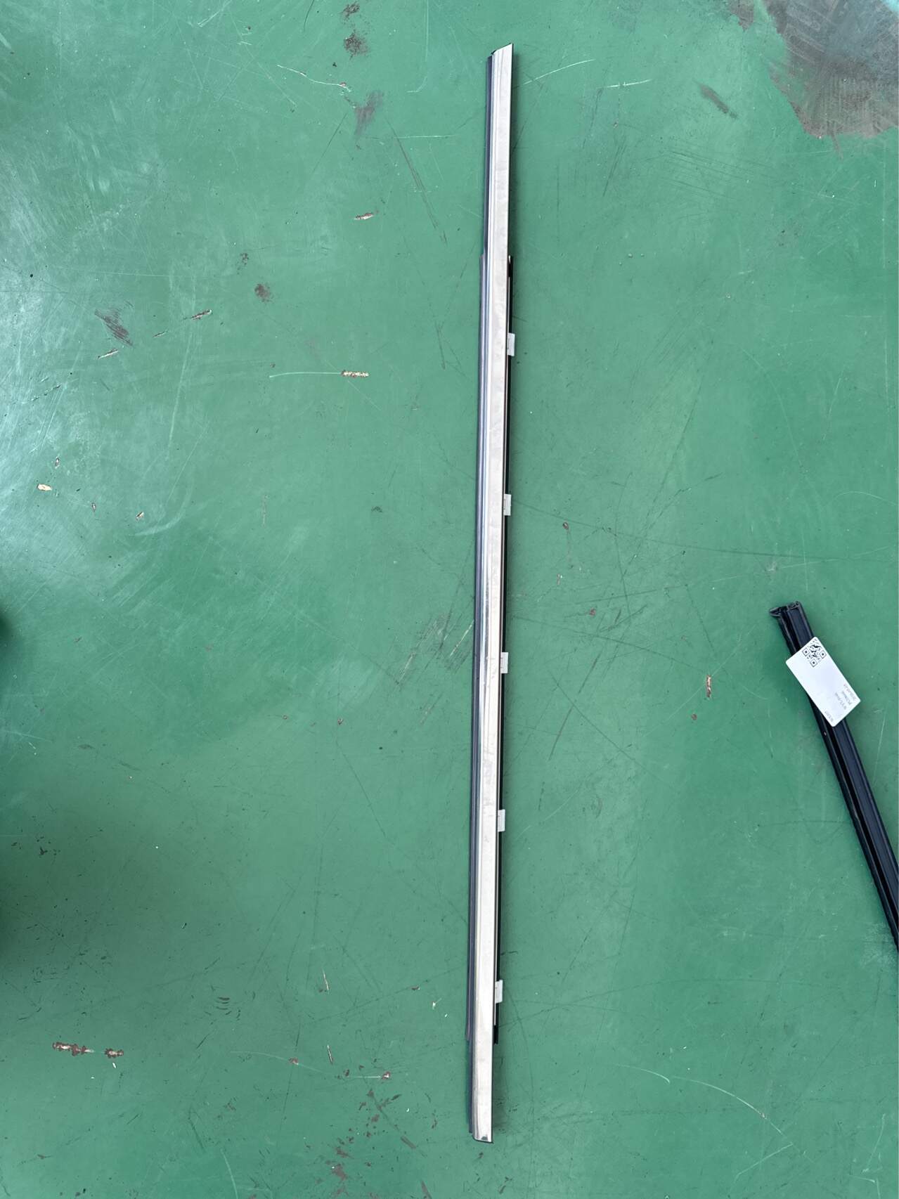 5085064300 左后车门外水切