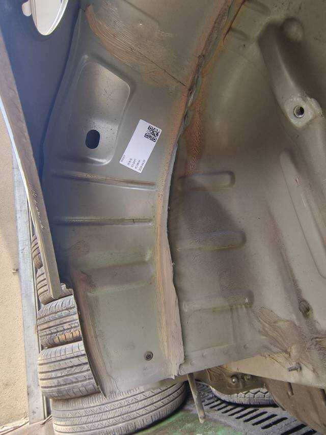 9678725280 后叶子板内板(右)
