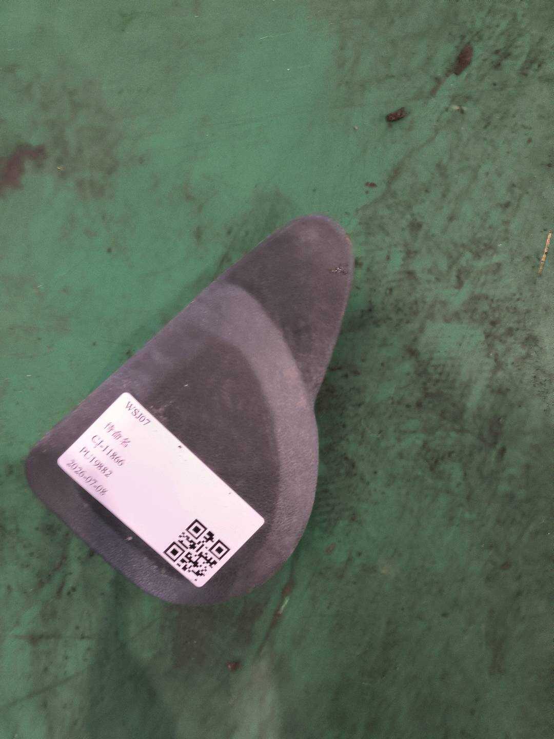 52107351921 Driver Seat Side Trim Panel, Right