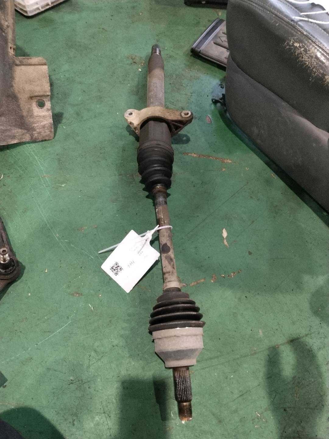 31609806468 Front Axle Shaft, Right