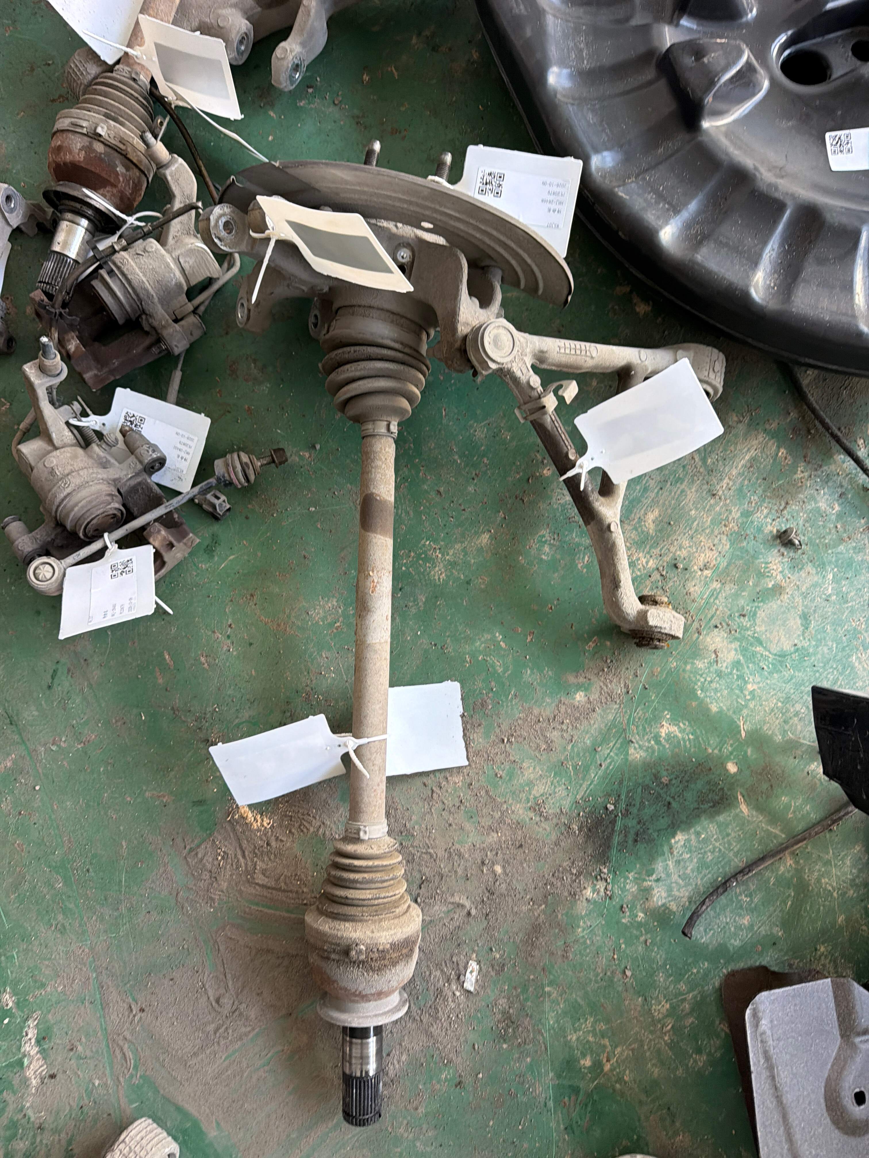 C2Z4814 Rear Axle Shaft, Left