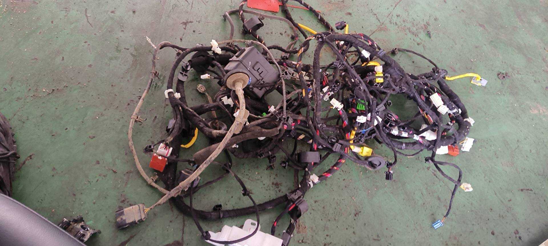 MEFA4004100 Floor Wiring Harness