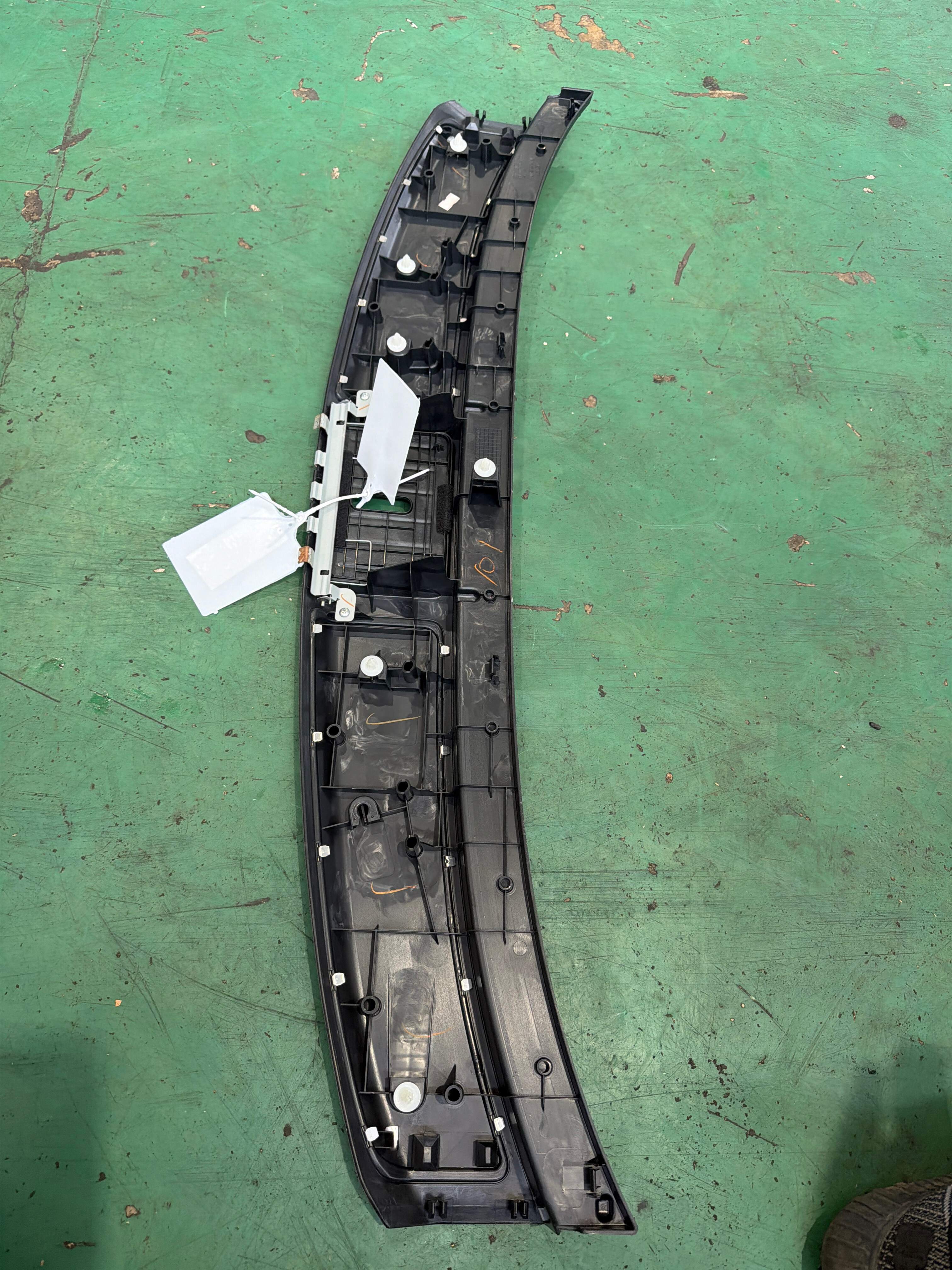 849941CA0B 尾盖锁装饰罩