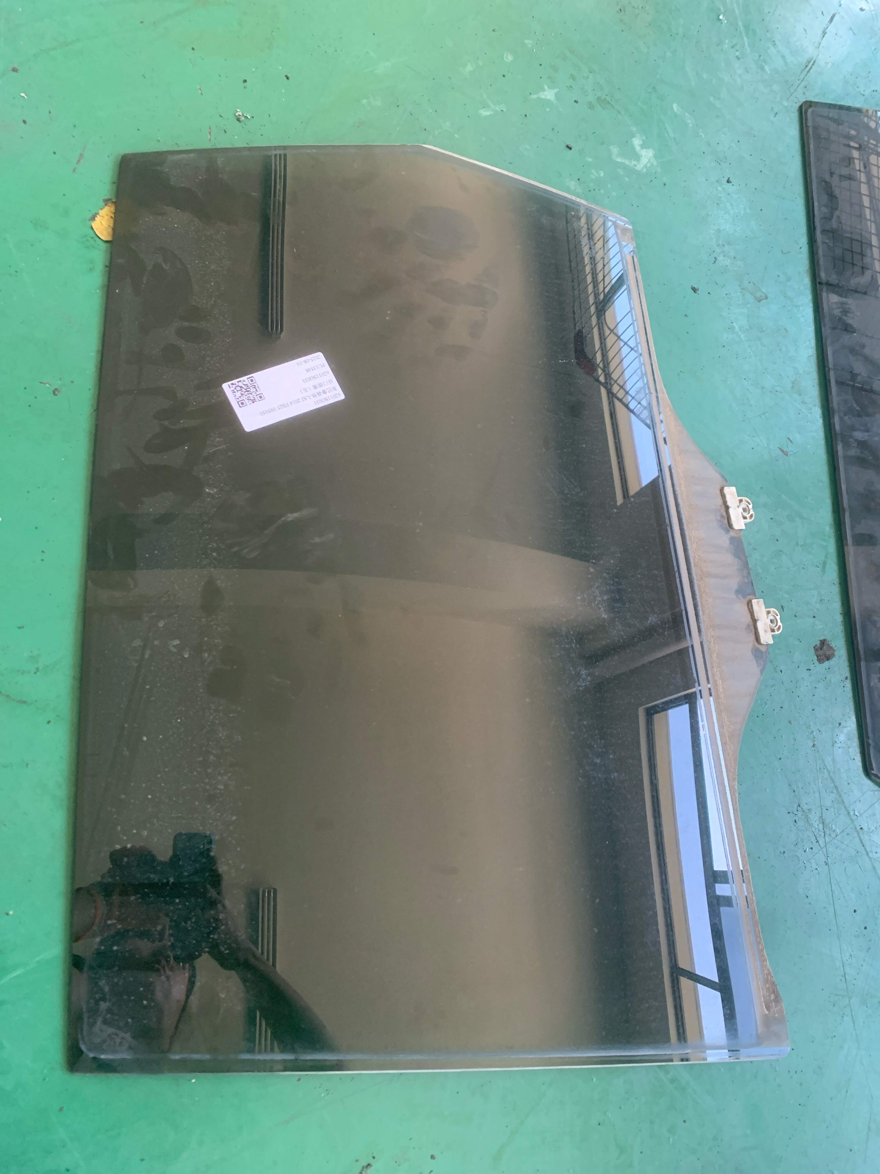 62011SG031 Rear Door Glass, Left