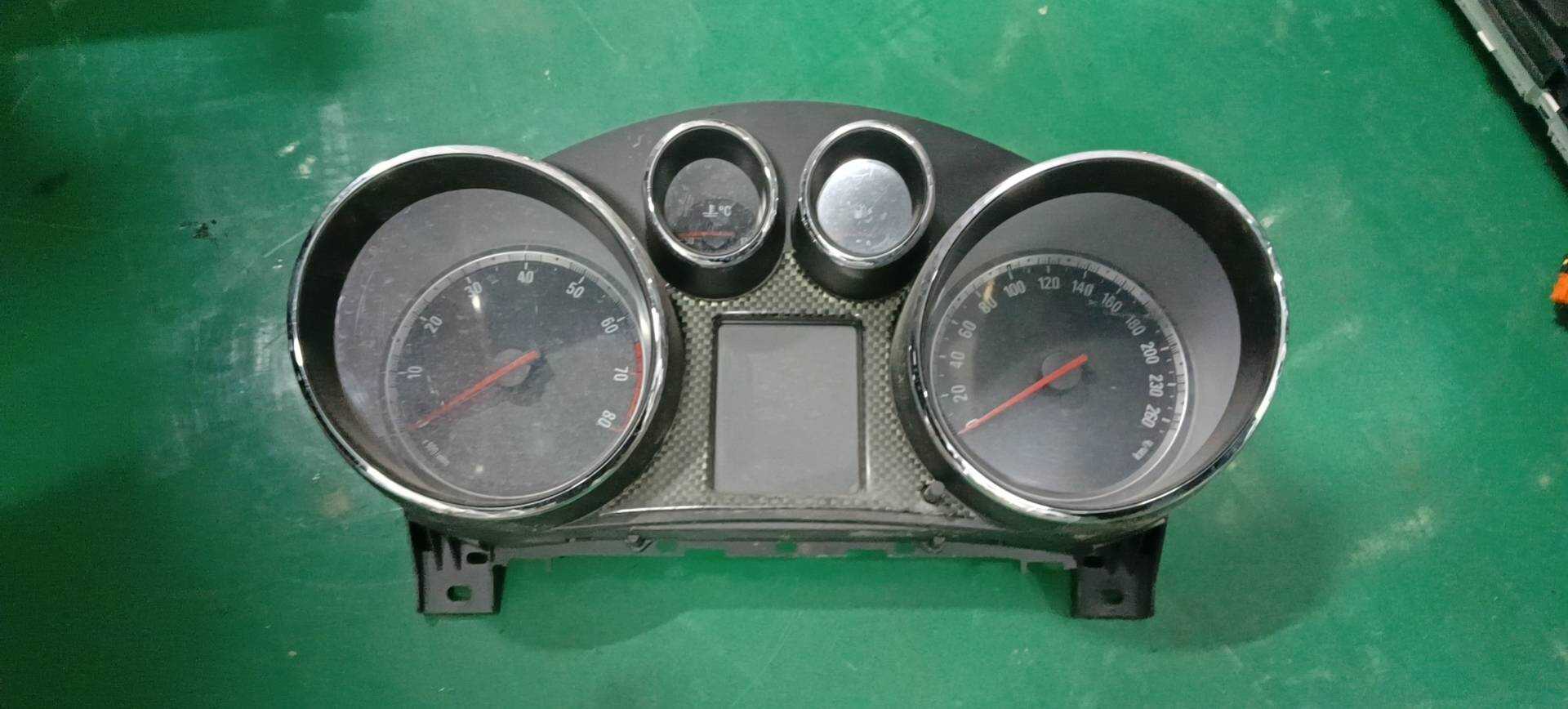 22820033 Instrument Cluster Assembly