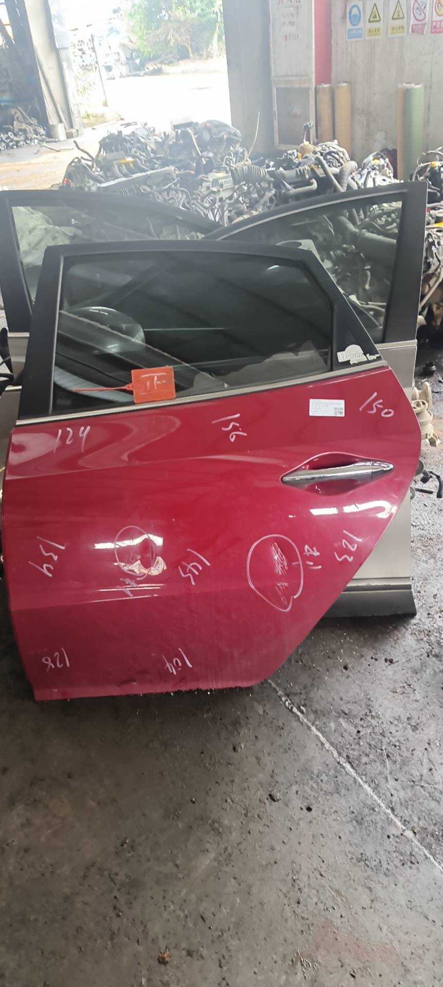770030Q500 后门壳（左）