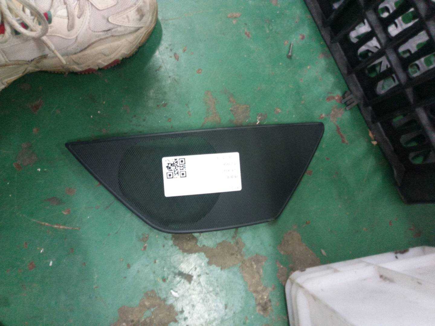 51417226344 前门扬声器罩(右)