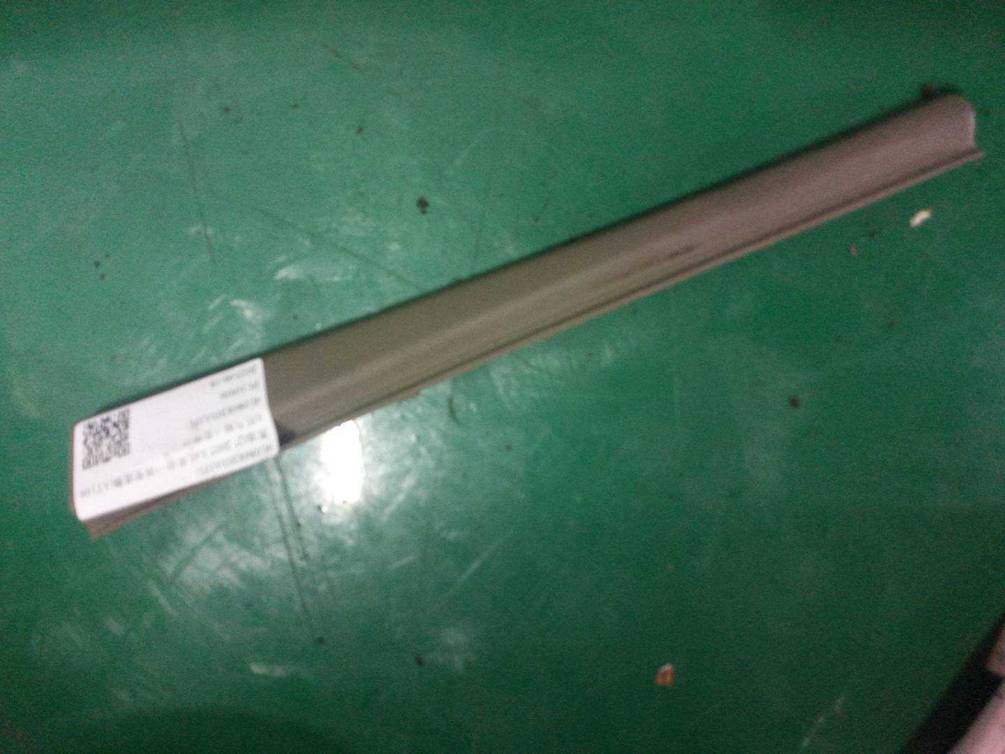4L0868203A1FU A柱内衬(左中)