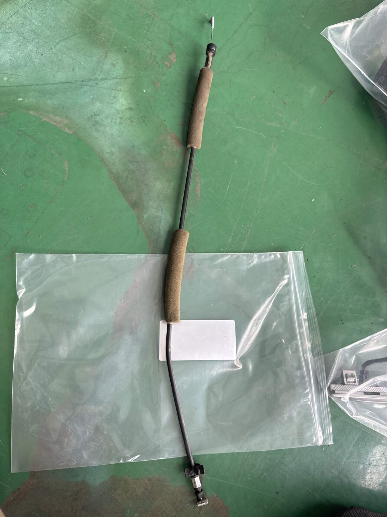 10202136 Front Door Lock Cable Assembly