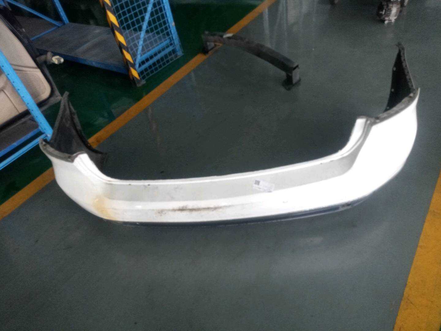 56D807417AGRU 后保险杠皮