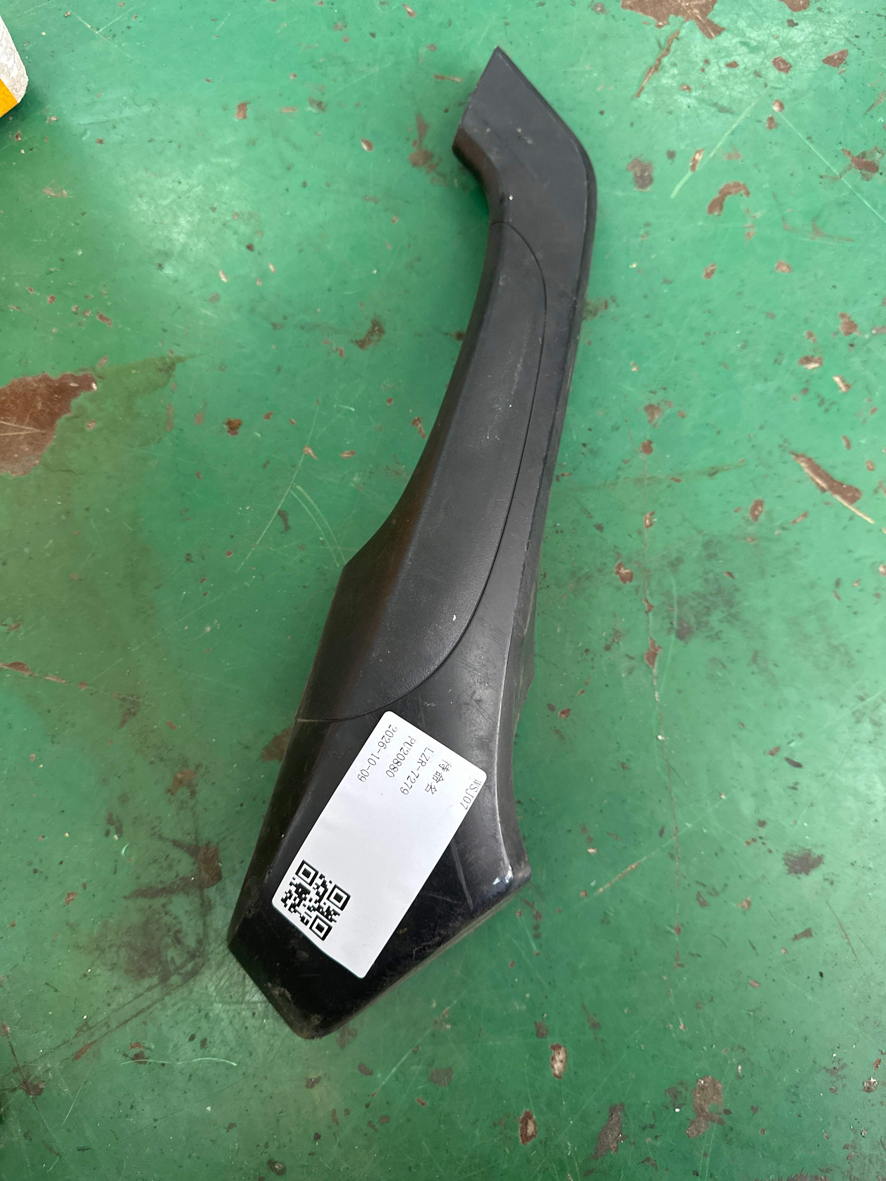 83716TL0G02ZA 后门扶手支架(右)