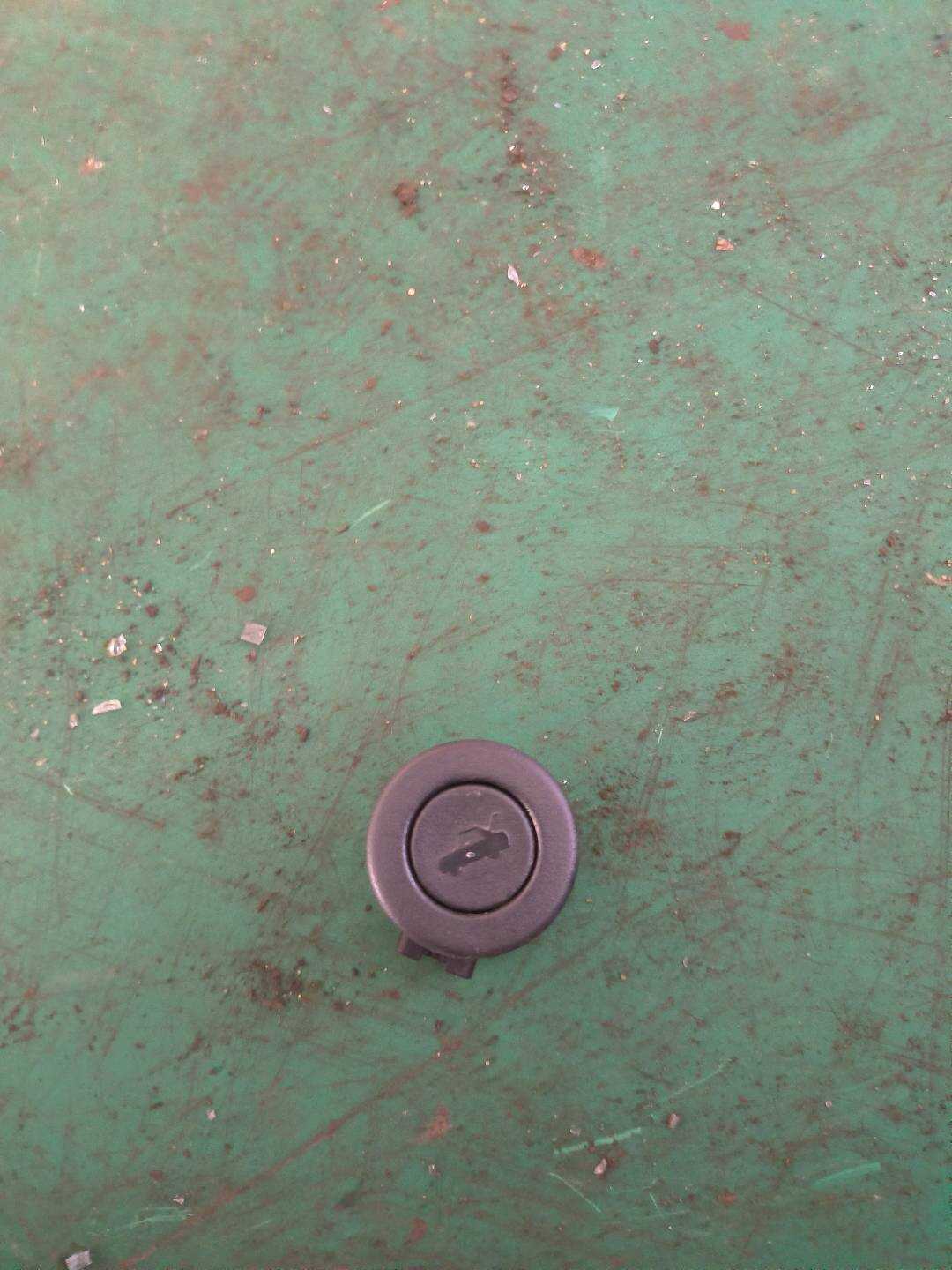 90803408 Trunk Lid Release Switch