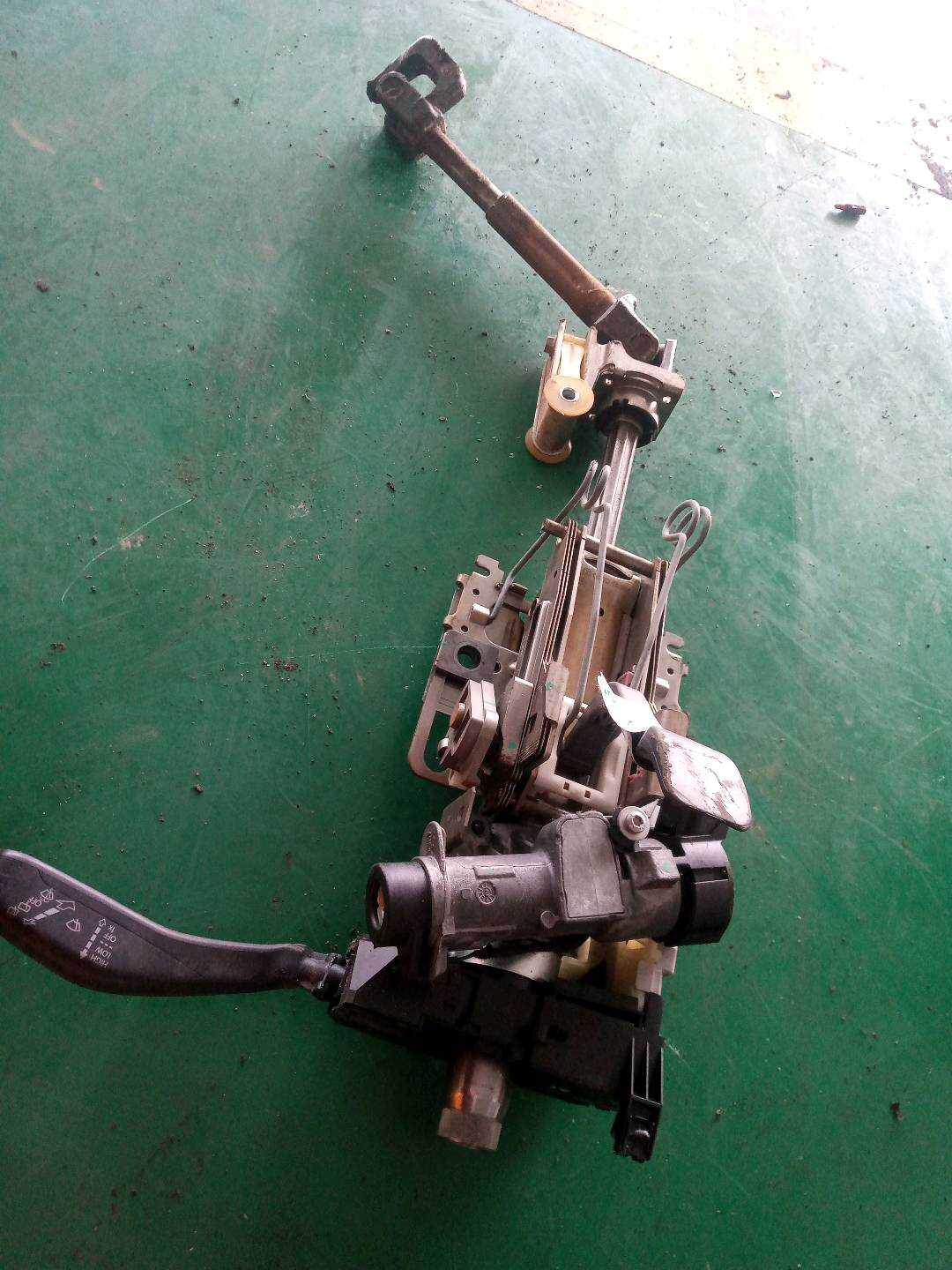 6QD419501 转向管柱