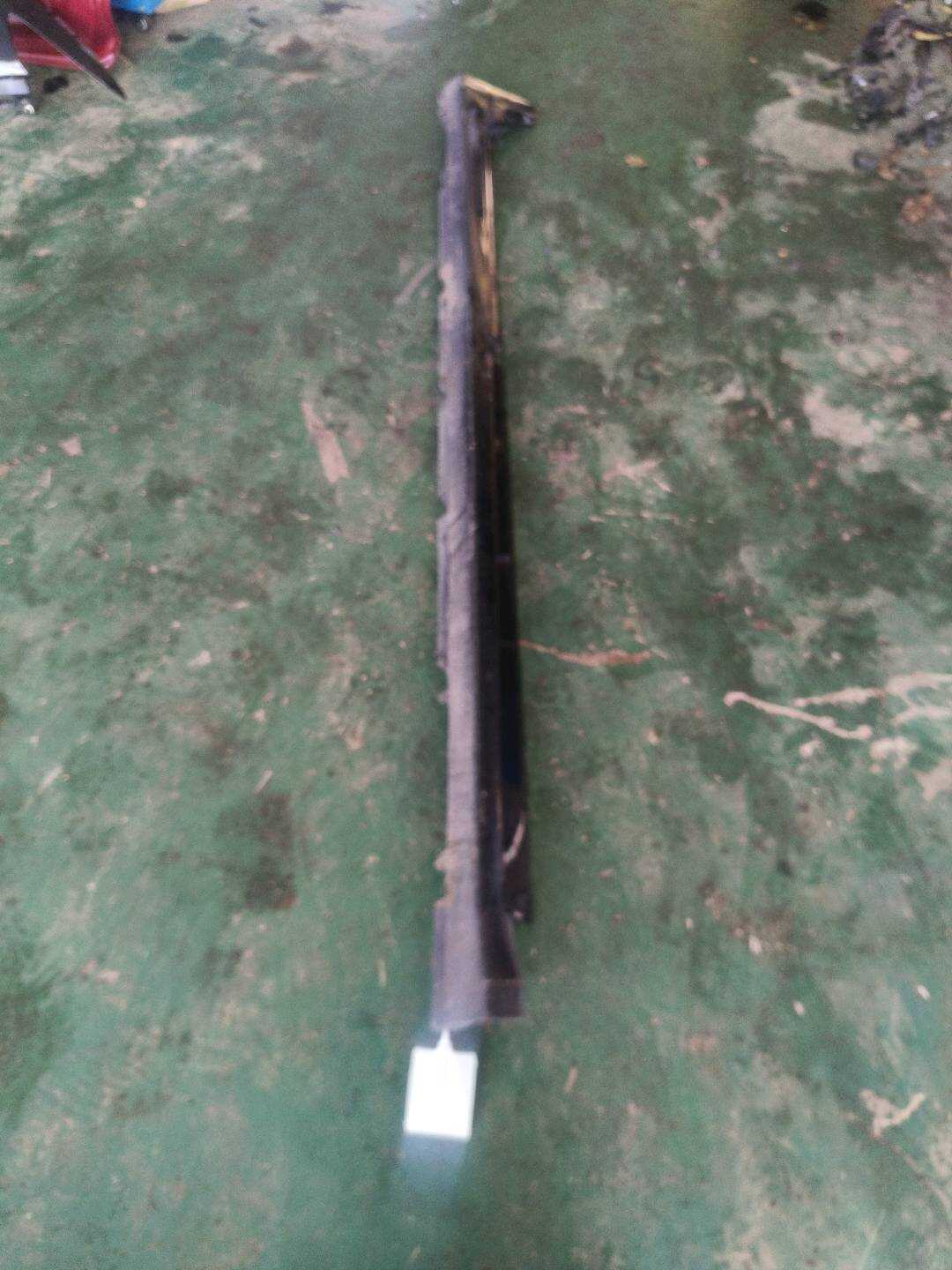 GR2BF10154AJXWAA 底大边（右）
