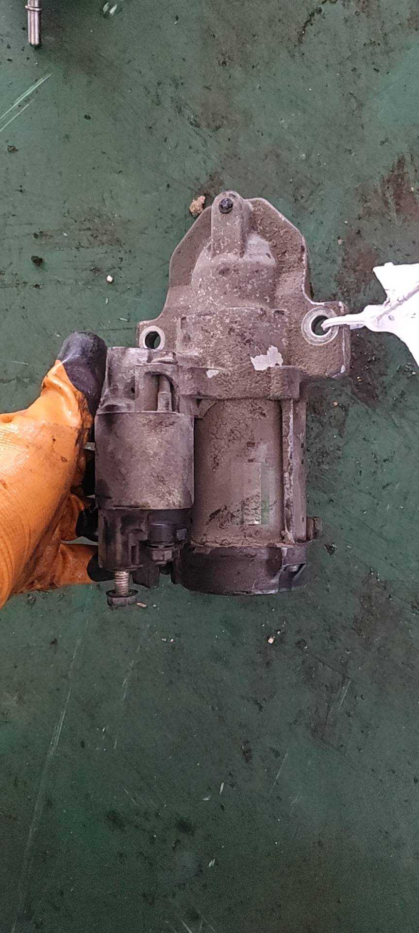 LR044091 Starter Motor