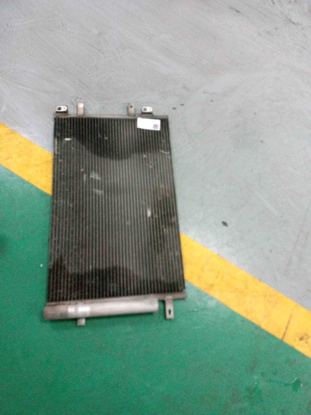 C2011350702 Condenser