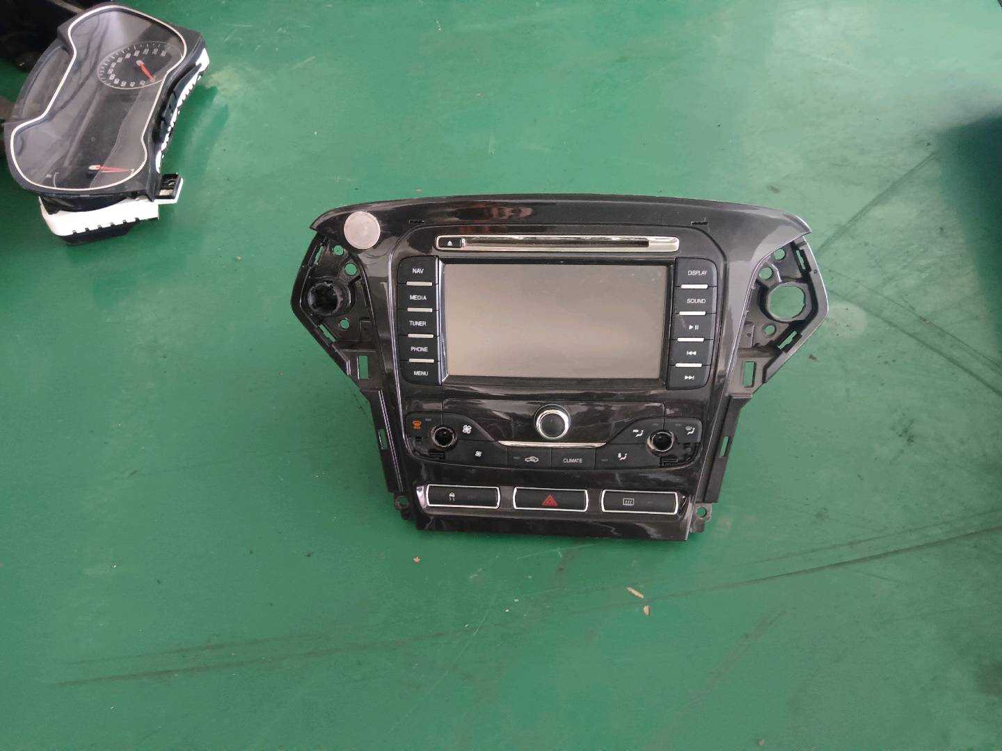 BS79A045B55BG35B8 中央控制台总成